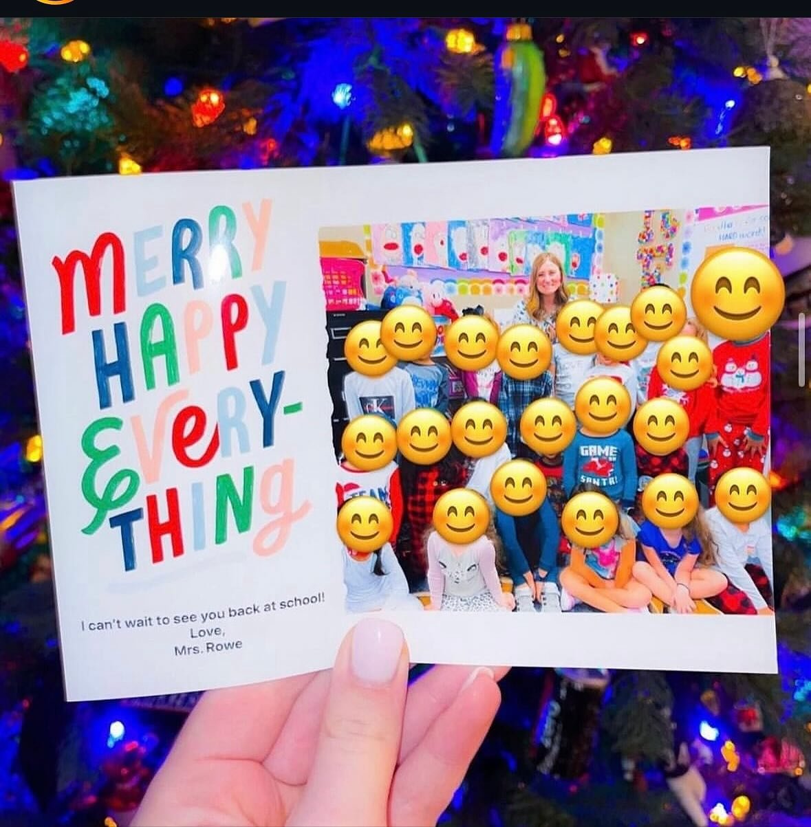Posting this early so you can SAVE this post so you don&rsquo;t forget to order your class holiday card this year!!!

I send out an annual class holiday card over the 2 week holiday break to all classroom families. This is one of my favorite things t