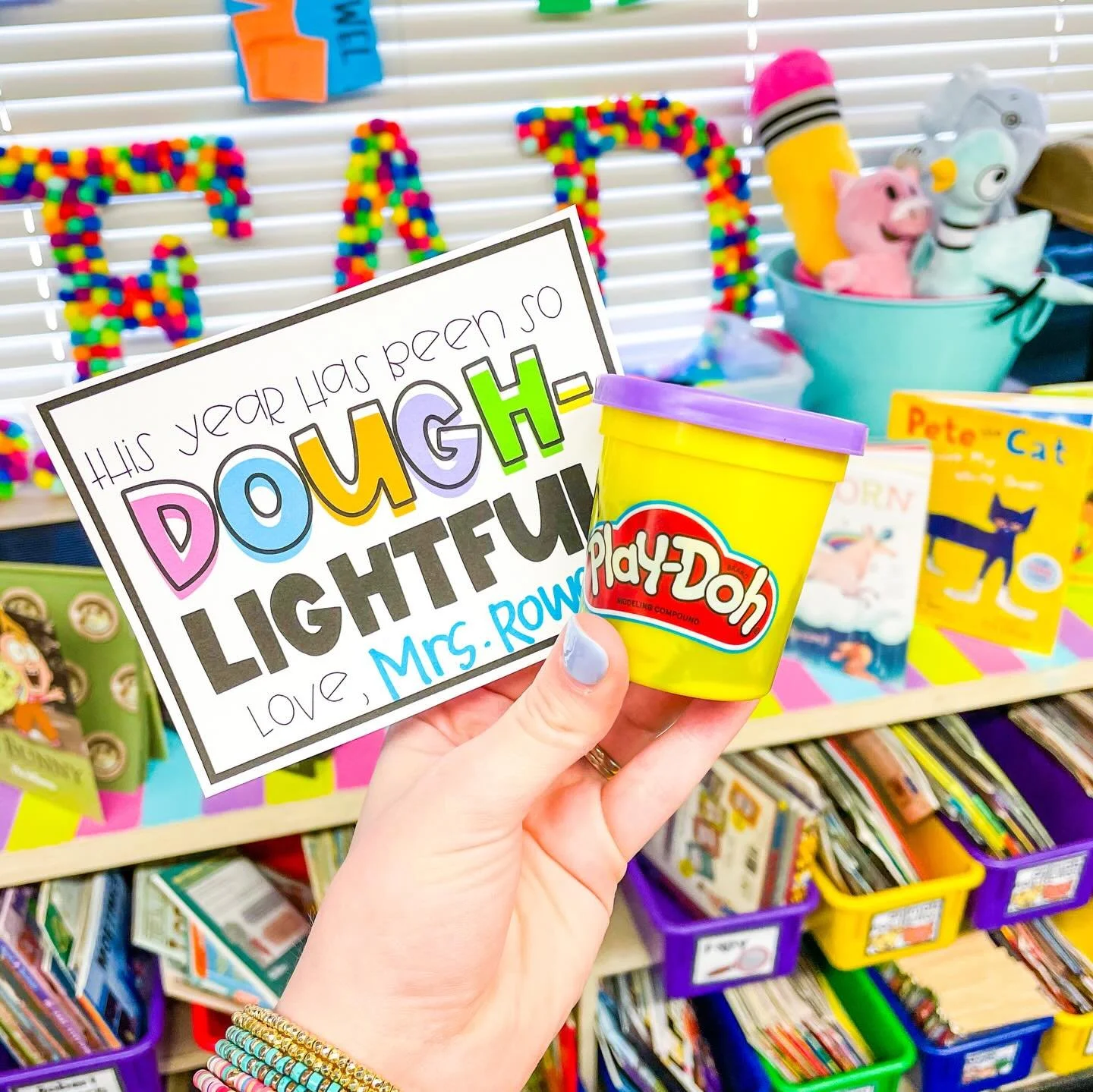 One thing about me: I love a good gift tag pun! Comment GIFT below for these fun gift tags that pair with easy student end of year gifts!