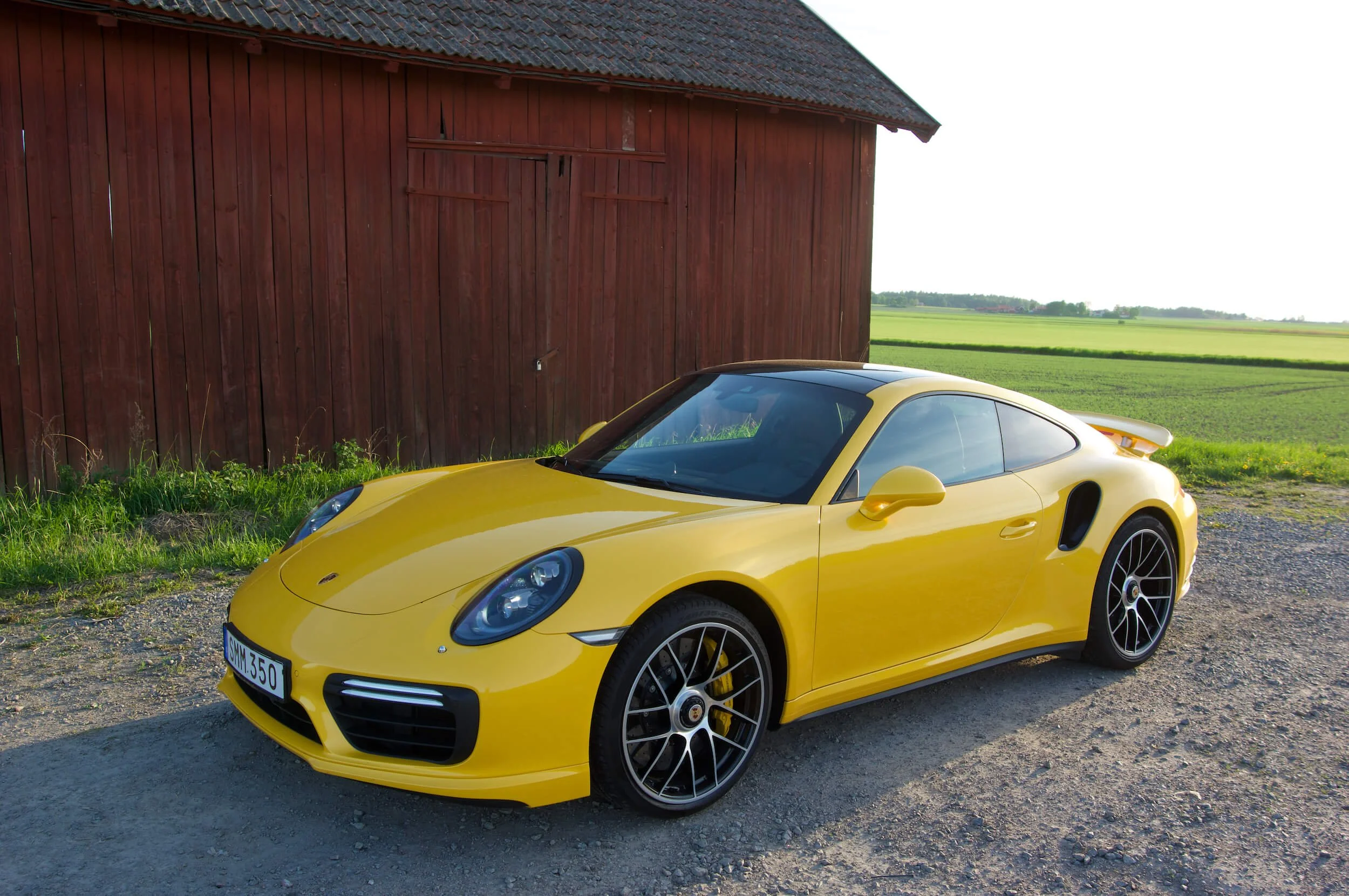 991 Turbo S: Sagan om Senapsgul och de sju nyanserna