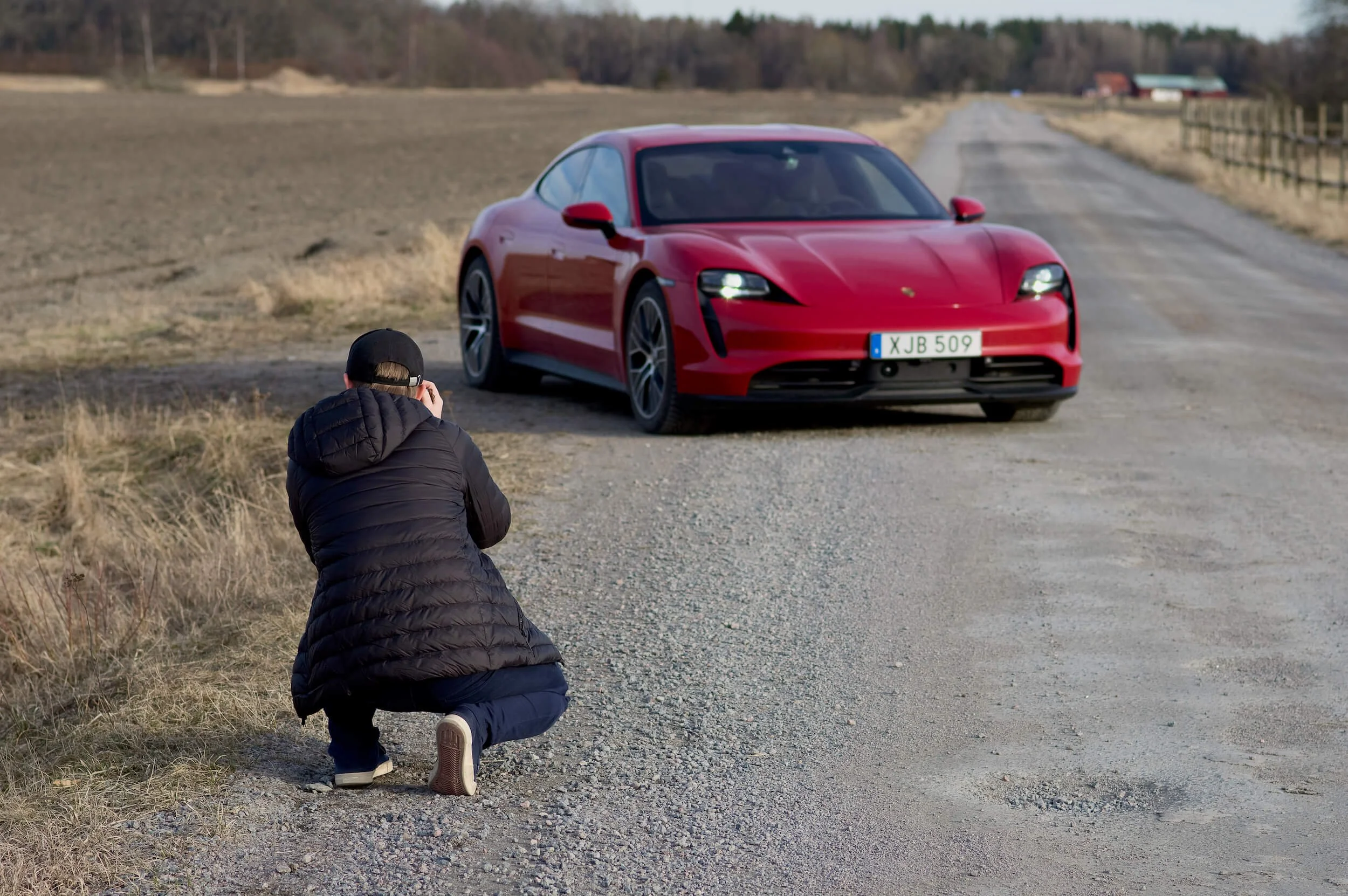  Julius plåtar Porsche Taycan 4S en tidig vårdag. 