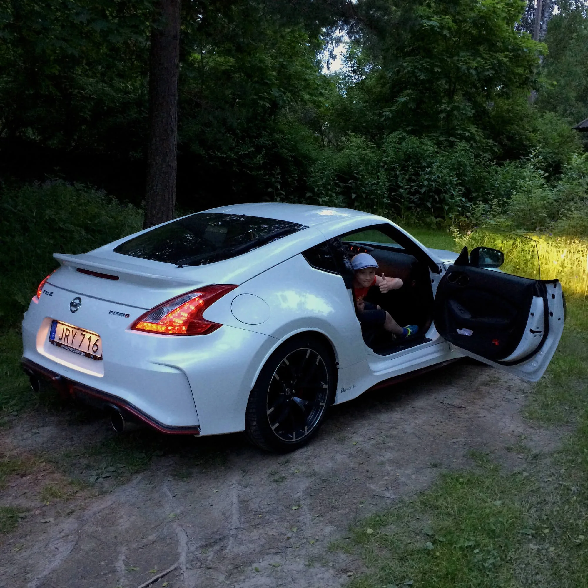  Testbilen NIssan 370Z Nismo var en hårdfjädrad figur. Foto: Eric Lund. 