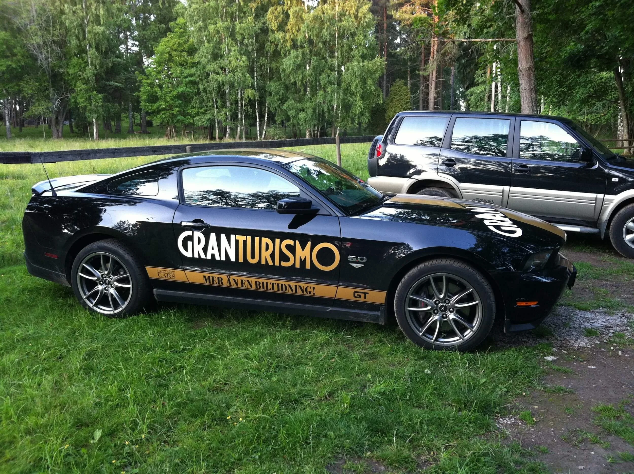  Rullande reklampelare för GranTurismo: Ford Mustang GT. 