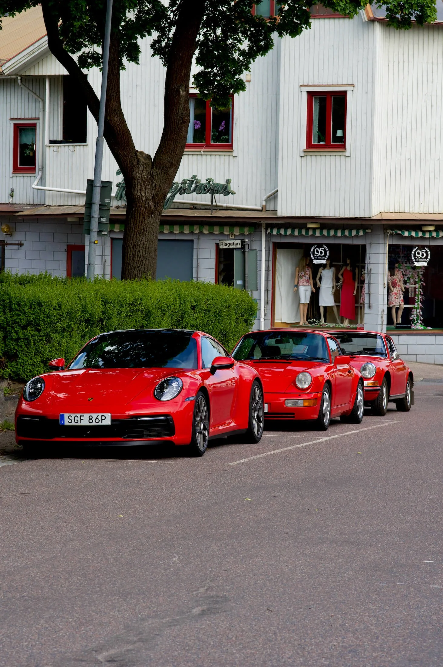 Två röda 911 – och en till! Summer of '69, '90 och '19