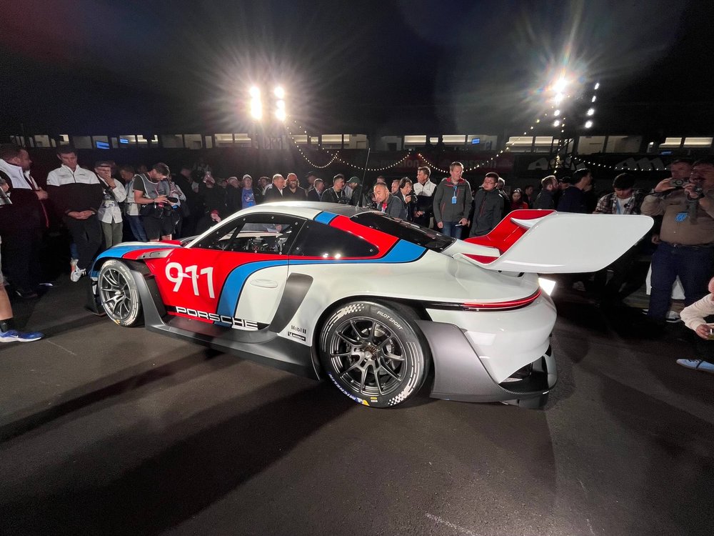 Porsche_GT3R_Rennsport_Eric_Lund_3.jpeg