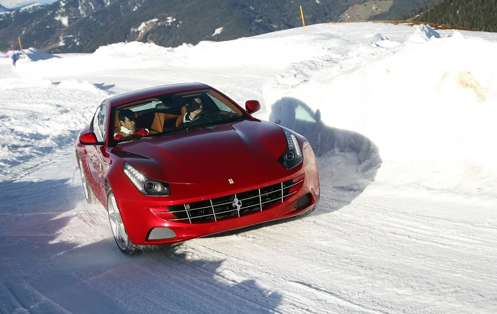 Ferrari_FF_Lorenzo_Marcinno_E11_3.JPG