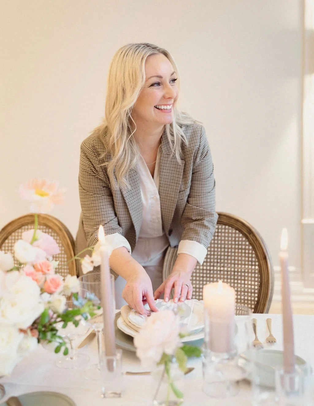 Oh hey 👋

I&rsquo;m Lindsay, otherwise known as LQ, and I&rsquo;d love to be your partner in planning.

It&rsquo;s been a little while since I&rsquo;ve put my face on the grid, so here I am, and here&rsquo;s a little background on @lqevents.

I star