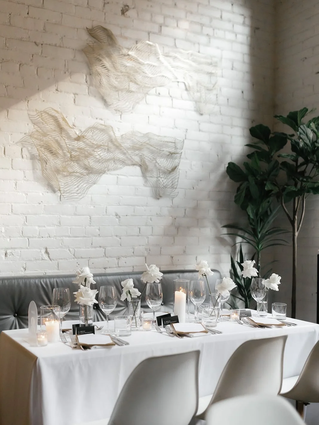 Intimate restaurant weddings in cool downtown spaces have my heart 🖤 

Management @lqevents 
Images @goldenheartscollective 
Florals @hbflorals 
Venue @thediplomathamont 
DJ @djk_mar 
Officiant @cathydavisofficiant 
Transportation @gemlimousine 

Ha