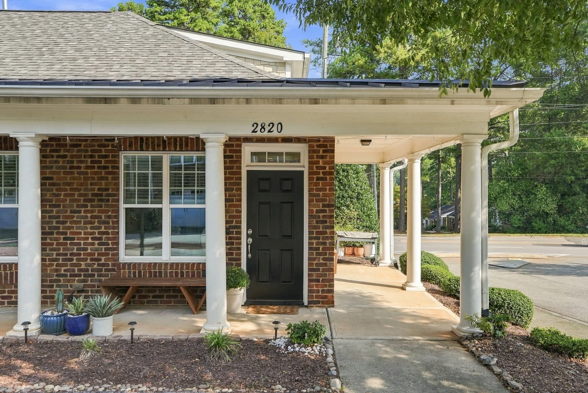 2820 Plumfield Place-2.jpg