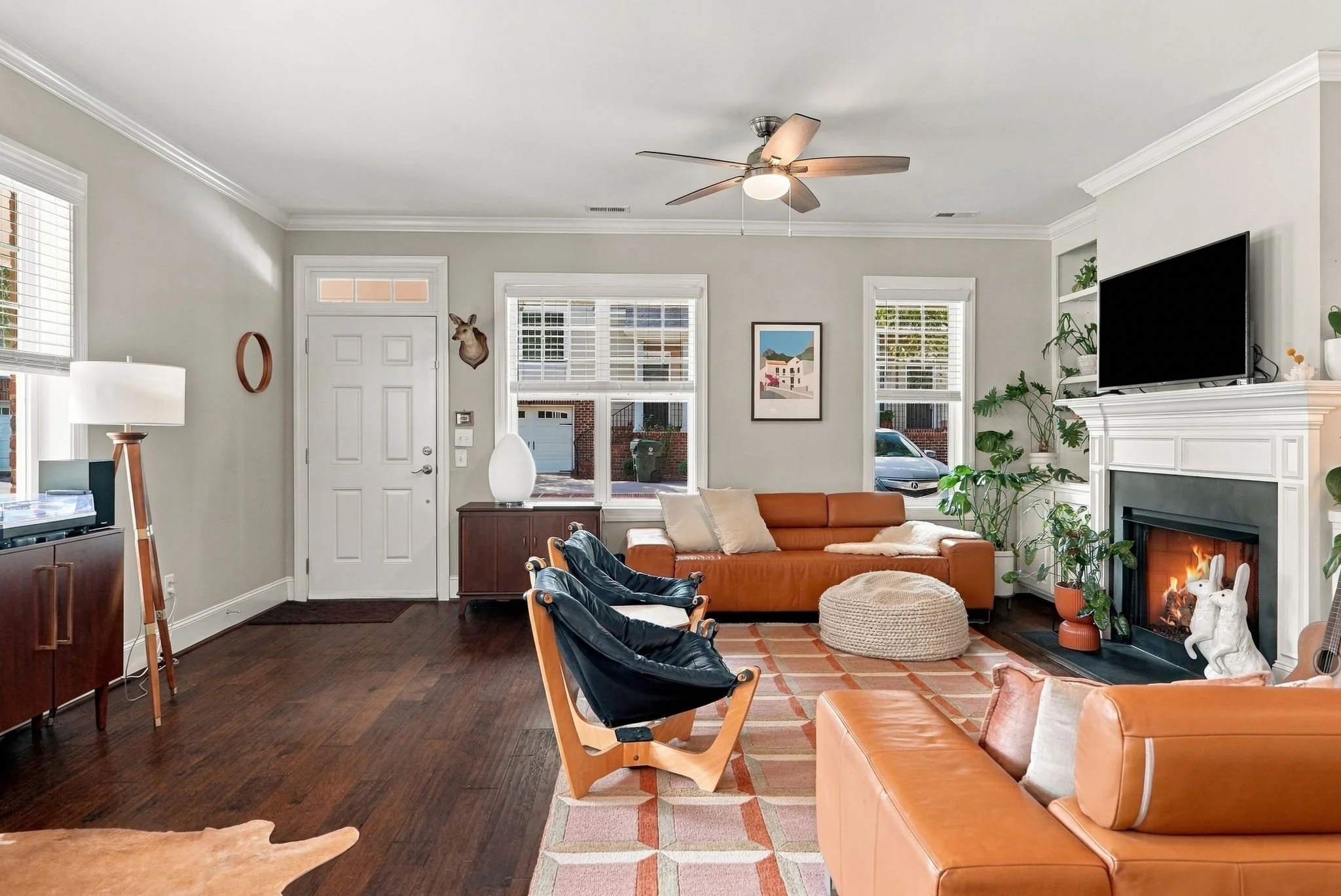2820 Plumfield Place-9.jpg