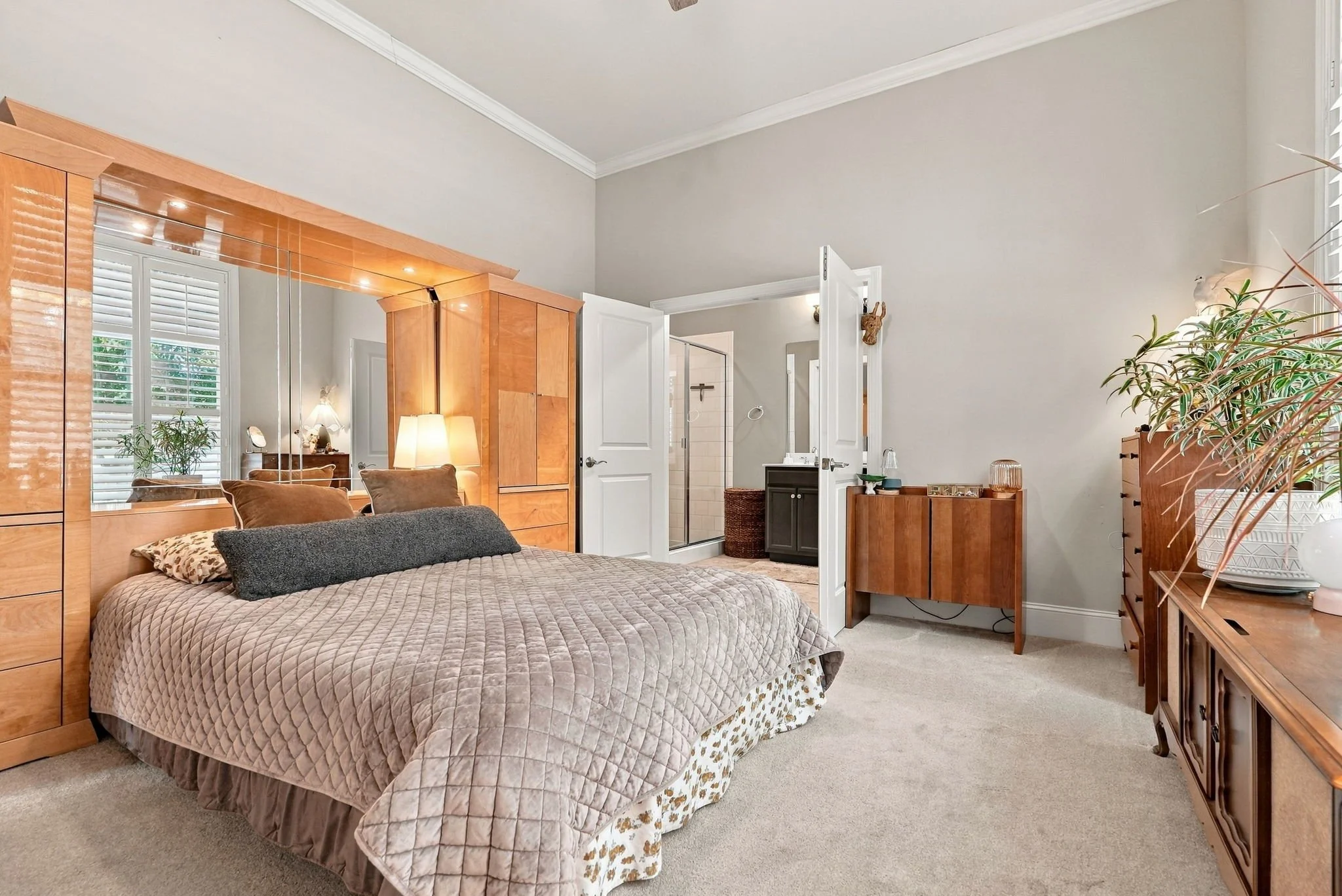 2820 Plumfield Place-39.jpg