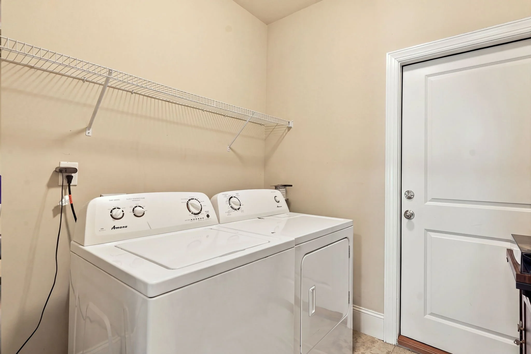 2820 Plumfield Place-47.jpg