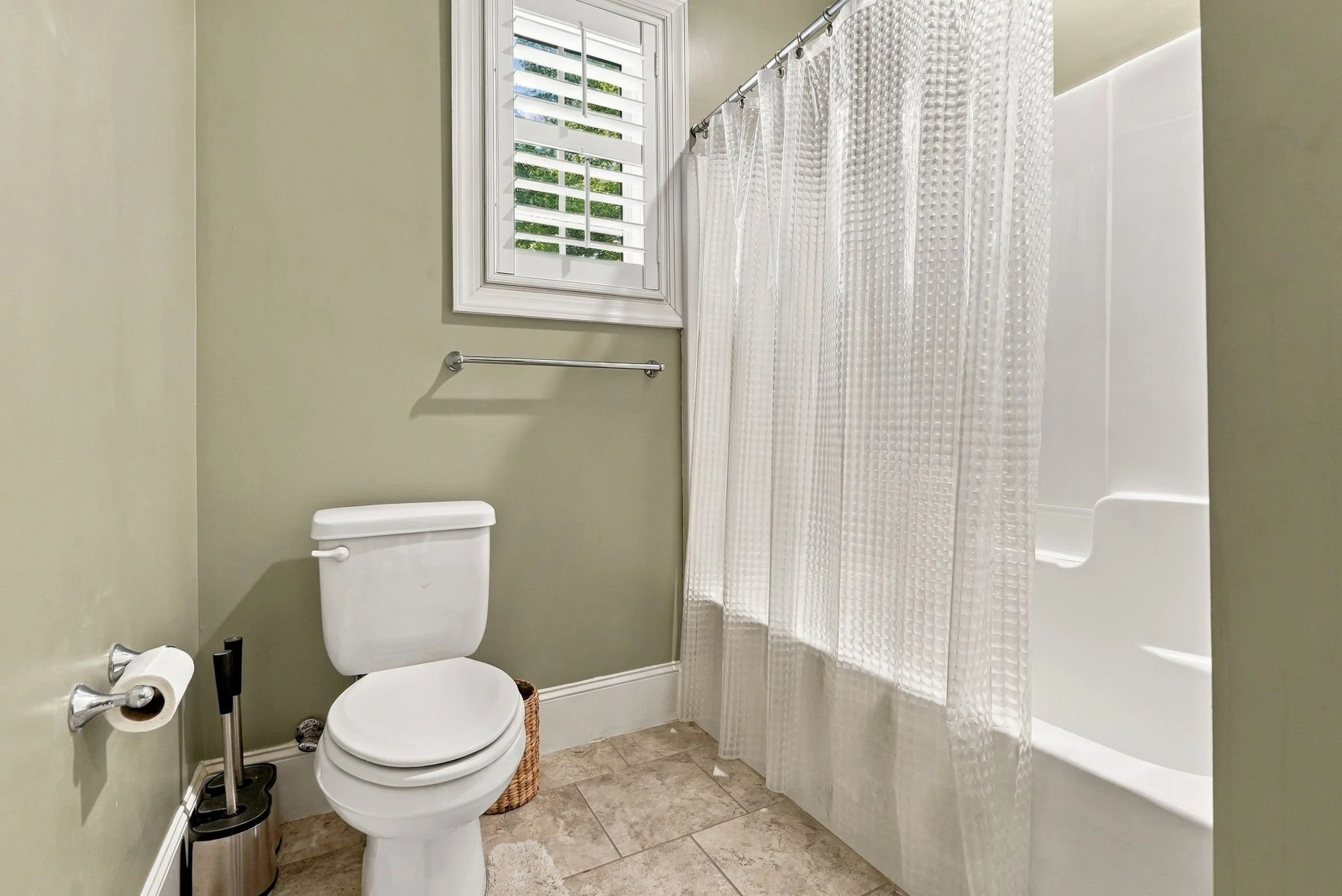 2820 Plumfield Place-49.jpg