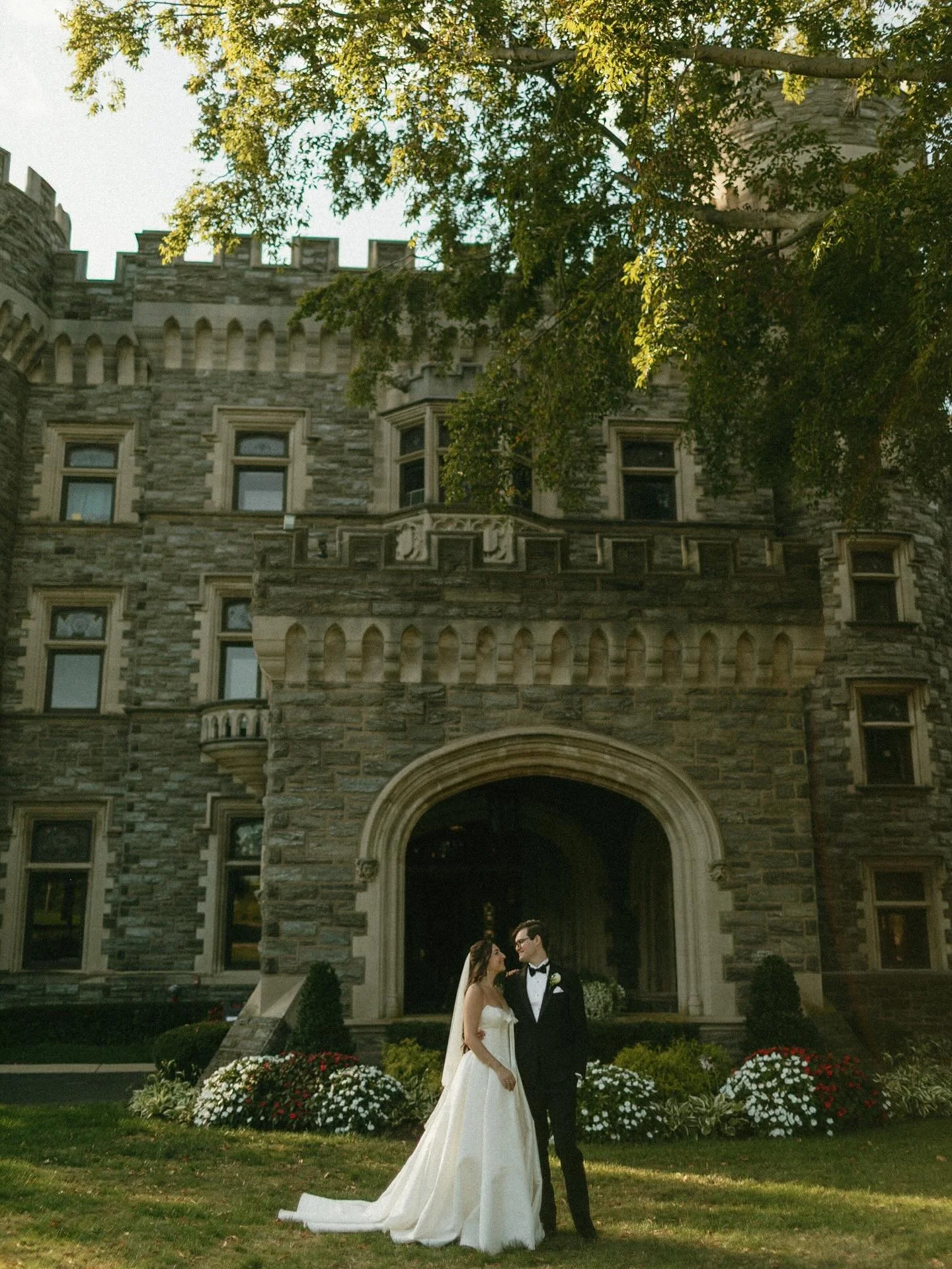 A few moments from G + J&rsquo;s magical wedding day. 🏰