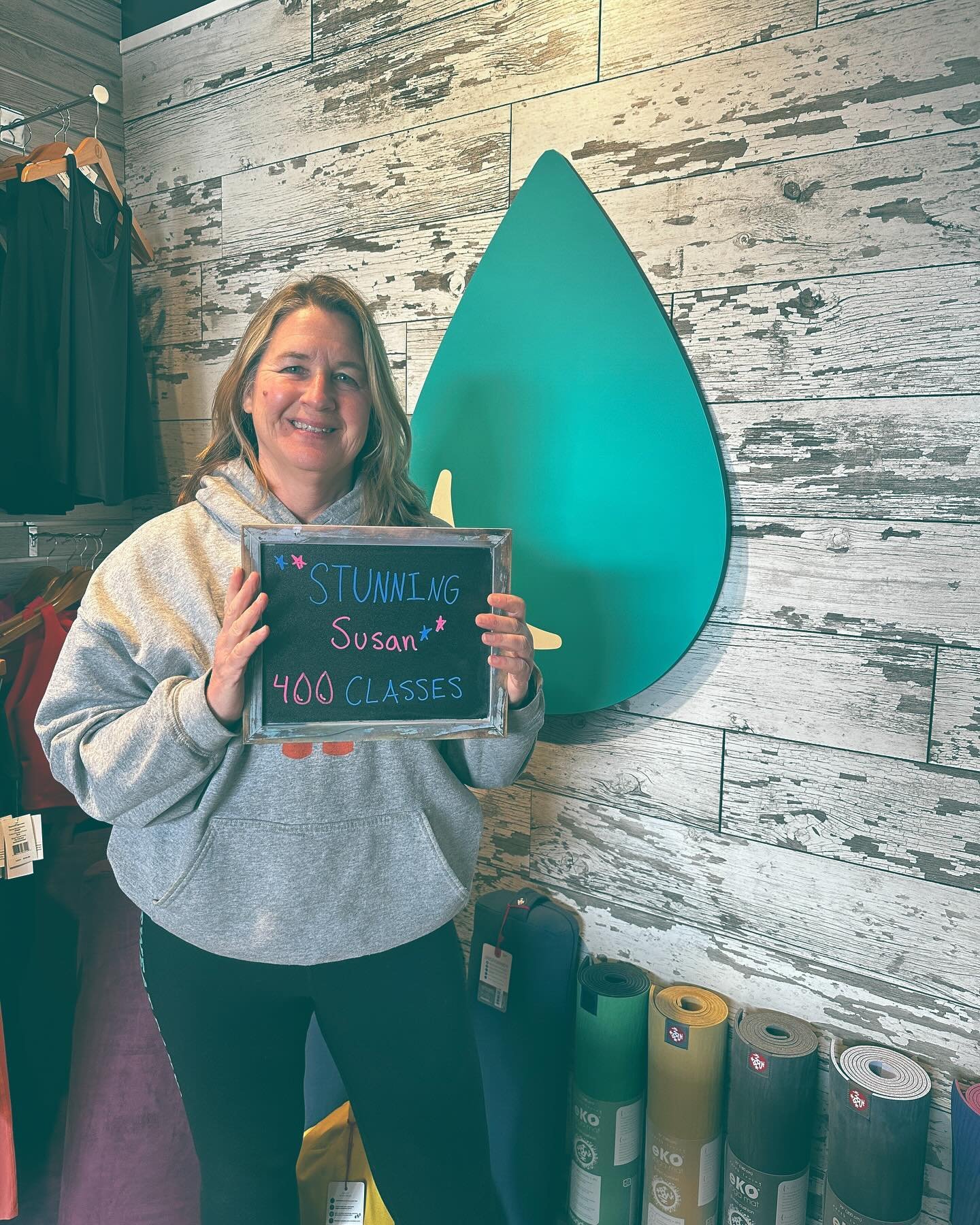 sweet work susan. way to go completing your 400th class. the way you pushed through a tough injury + kept showing up to take care of your mind + body is amazing. now that you are back, we are so happy to see how you are pushing yourself to be stronge