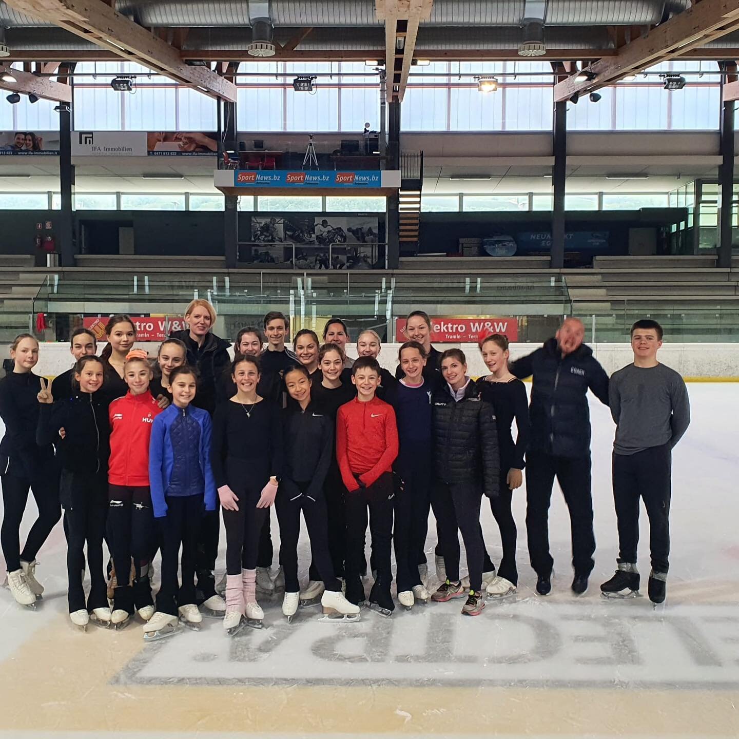 Thanks to @young.goose.academy.official for having @skateacademyswitzerland as guest. Lots of new friendships and great experience! See you soon 👋😎