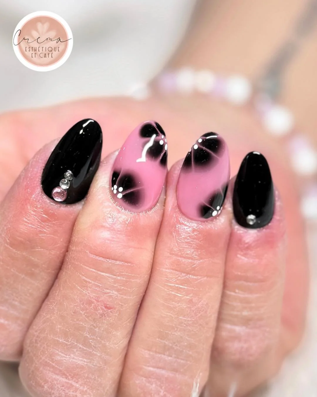 𝐋𝐞 𝐬𝐨𝐮𝐜𝐢 𝐝𝐮 𝐝𝐞́𝐭𝐚𝐢𝐥 𝐣𝐮𝐬𝐪𝐮𝐞 𝐬𝐮𝐫 𝐥𝐞 𝐛𝐨𝐮𝐭 𝐝𝐞𝐬 𝐝𝐨𝐢𝐠𝐭𝐬. 🌸

R&eacute;serve d&egrave;s maintenant :
✨ En message priv&eacute; ici m&ecirc;me
✨ En t&eacute;l&eacute;phonant au (450) 750-8739

D&eacute;couvre la liste c