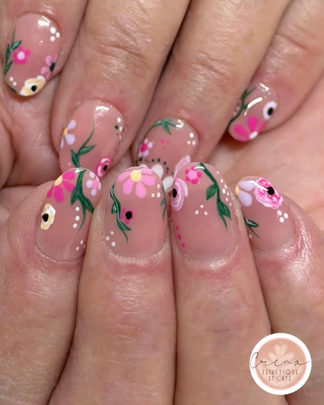 Le printemps, version manucure. 🌸🌷

R&eacute;serve d&egrave;s maintenant :
✨ En message priv&eacute; ici m&ecirc;me
✨ En t&eacute;l&eacute;phonant au (450) 750-8739

D&eacute;couvre la liste compl&egrave;te des soins juste ici :
www.cremaesthetique