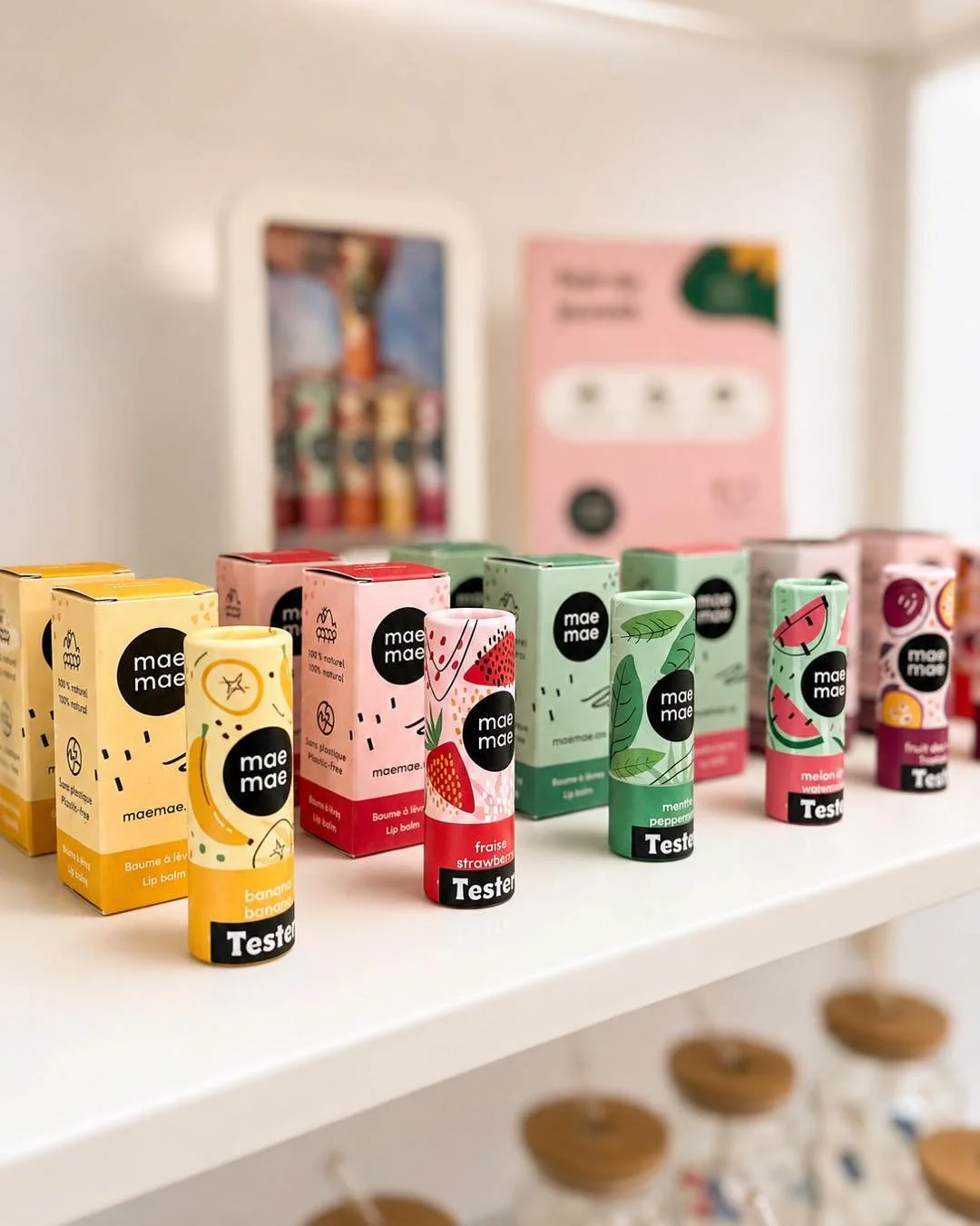 Un coup de c&oelig;ur du 𝐜𝐨𝐢𝐧 𝐛𝐨𝐮𝐭𝐢𝐪𝐮𝐞 𝘊𝘳𝘦𝘮𝘢.🤍

Les produits 𝑴𝑨𝑬𝑴𝑨𝑬 ont trouv&eacute; leur place au salon, et pour de bonnes raisons. ✨

Leurs 𝐛𝐚𝐮𝐦𝐞𝐬 𝐚̀ 𝐥𝐞̀𝐯𝐫𝐞𝐬 nourrissent et hydratent en douceur, tandis que leur