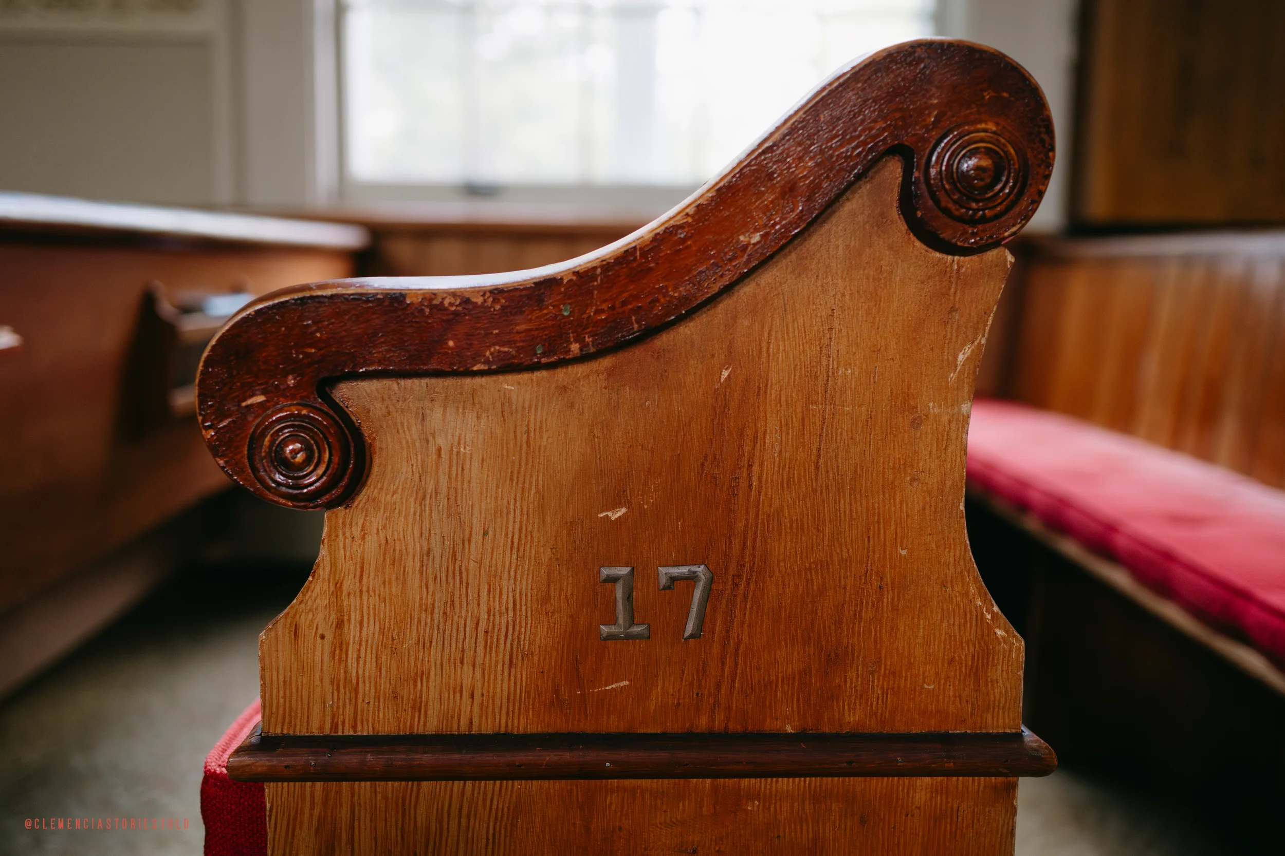 Mary & Dave's Wedding_Grafton Inn Vermont_Photo by Tricia Suriani-28.webp