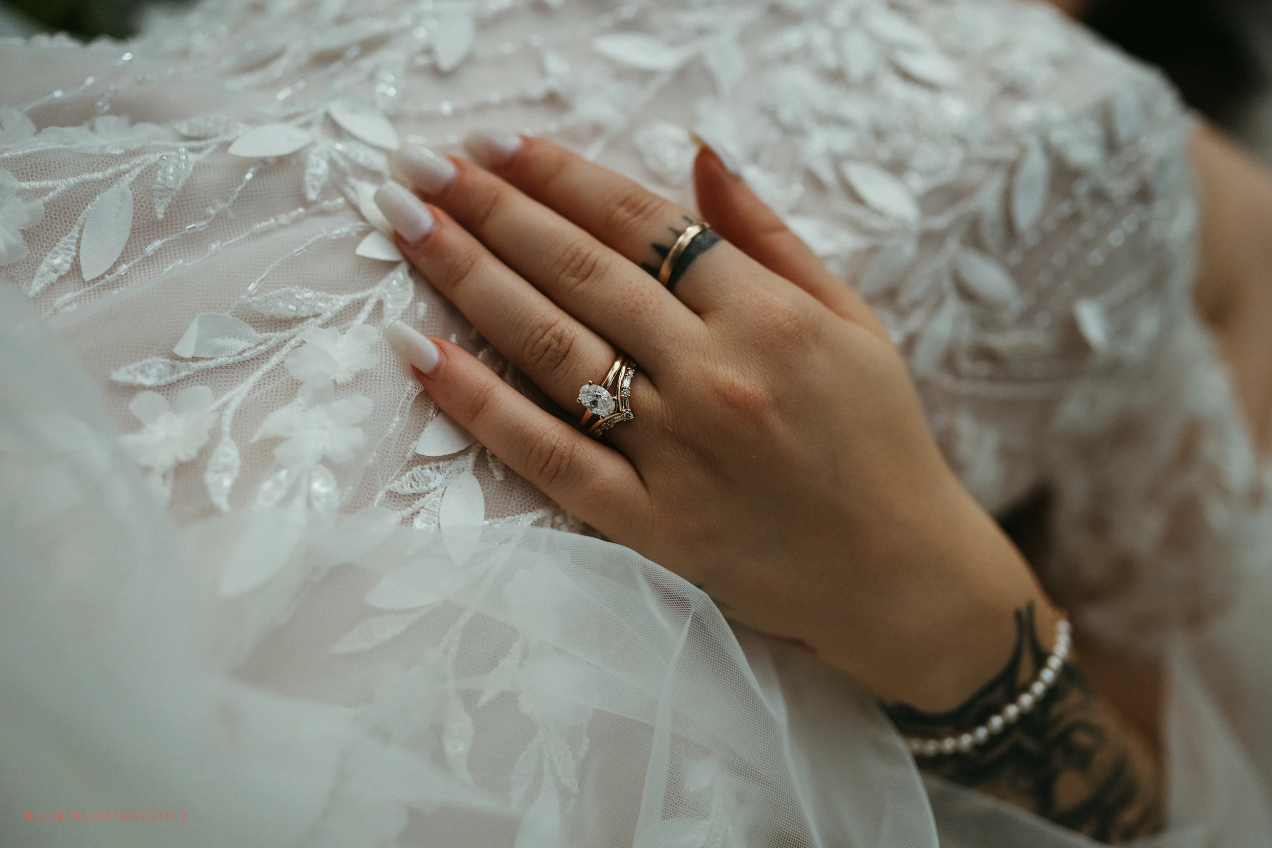 Charlie & Taylor Wedding_Henry House Vermont_Photo by Tricia Suriani-110.webp