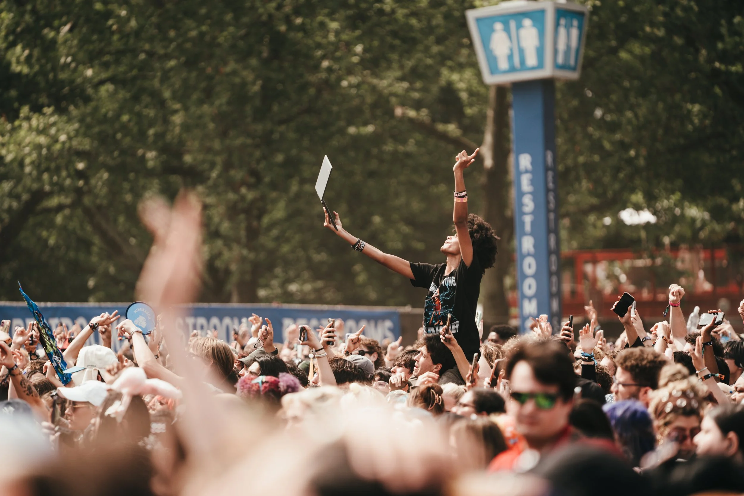 2HOLLIS-AlyssaGoldberg-GovBall2026-17.jpg