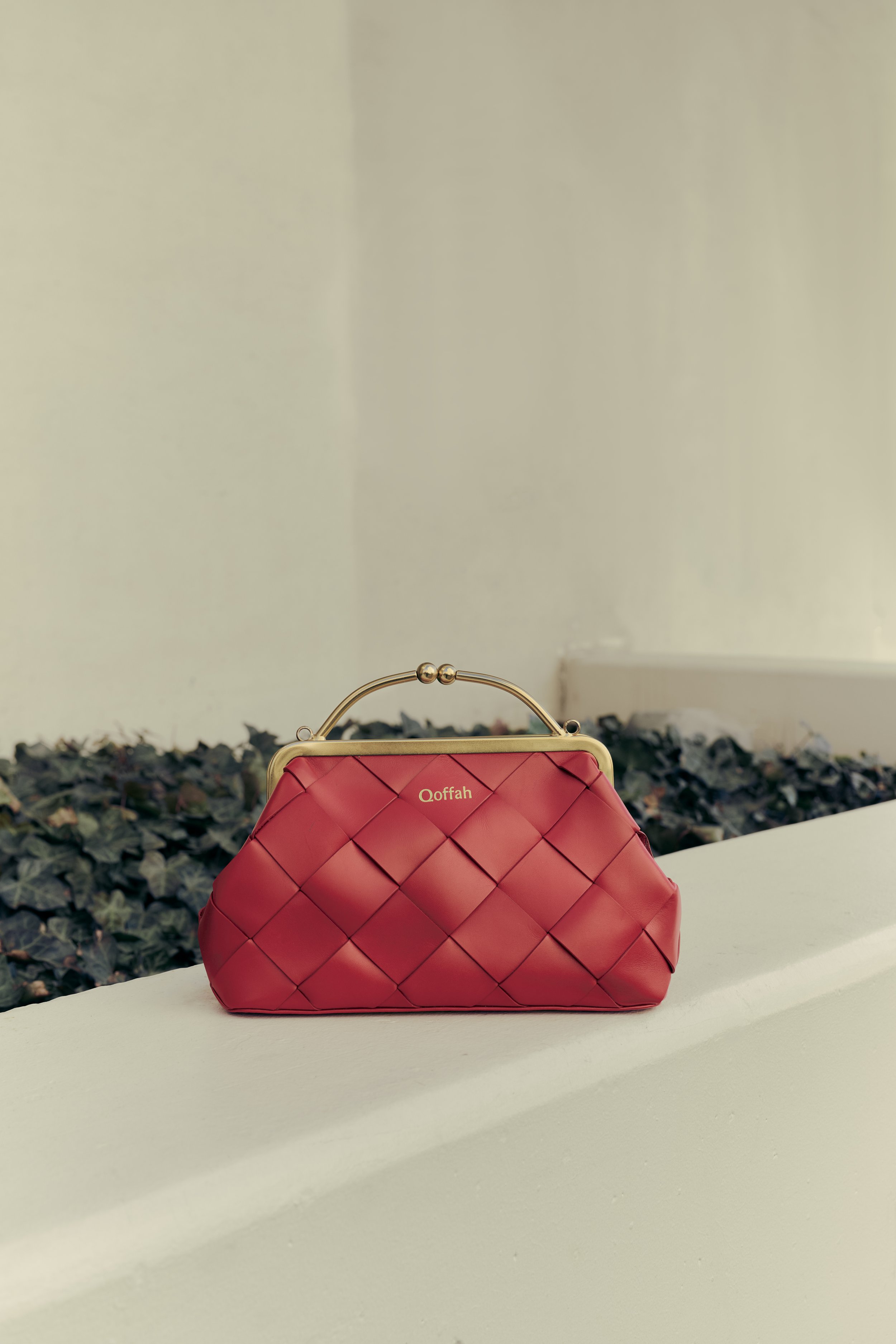 Peralta_LEATHER_RETOUCH_20.jpg