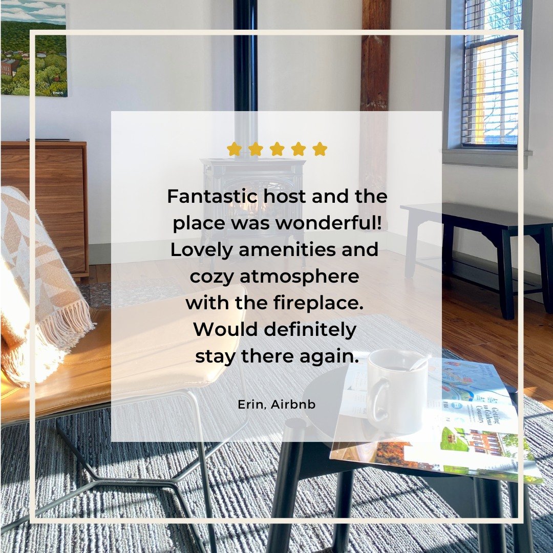 ⭐⭐⭐⭐⭐ &quot;Lovely amenities and cozy atmosphere.&quot; We couldn't say it any better ourselves.

Book your five-star Coach House stay. 🔗 Link in bio.

 #feltmanor #galenaillinois #gettogalena #galenagetaway #getaway #Airbnb #airbnbsuperhost #Galena