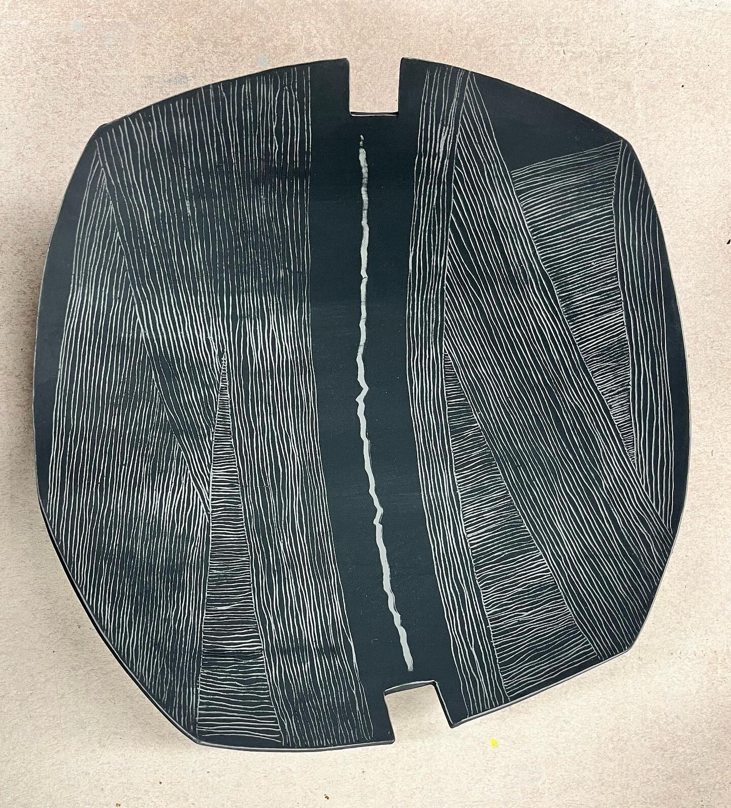 This is the piece from my last post after the sgraffito has been done. Almost ready for its first fire. #odysseycoopgallery #kenilworthartistsassociation #marslandinggalleries #sandhillartistscollective #pottery #ashevillemarquee #ceramics