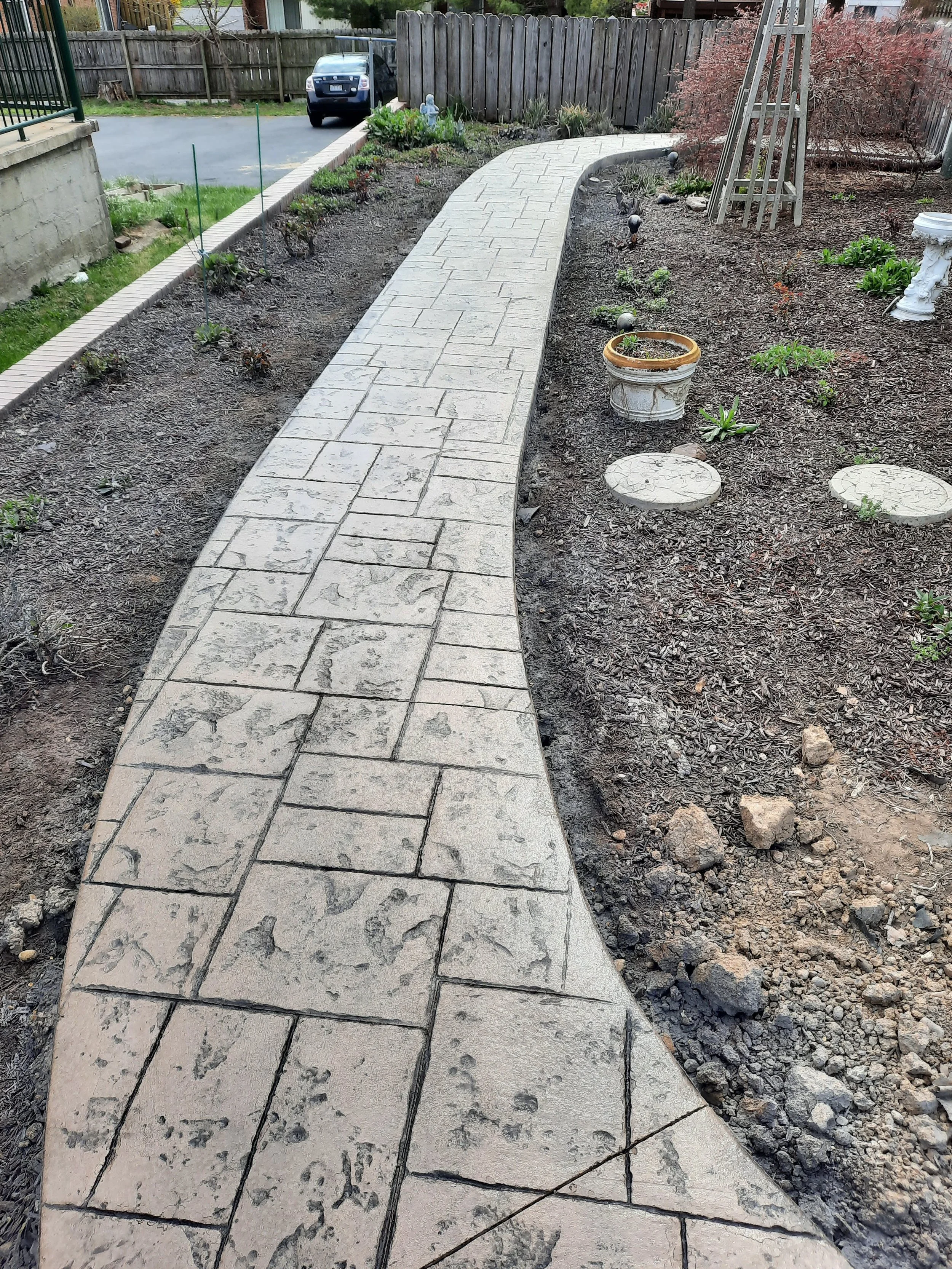 Outdoor decorative concrete build waynesboro
