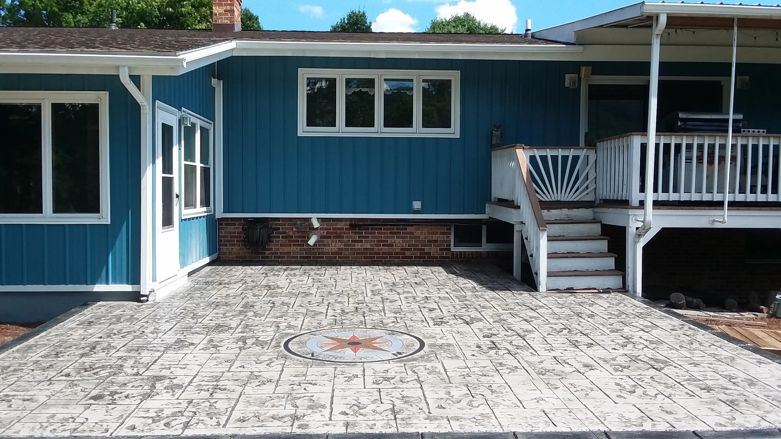 decorative compass concrete rockingham