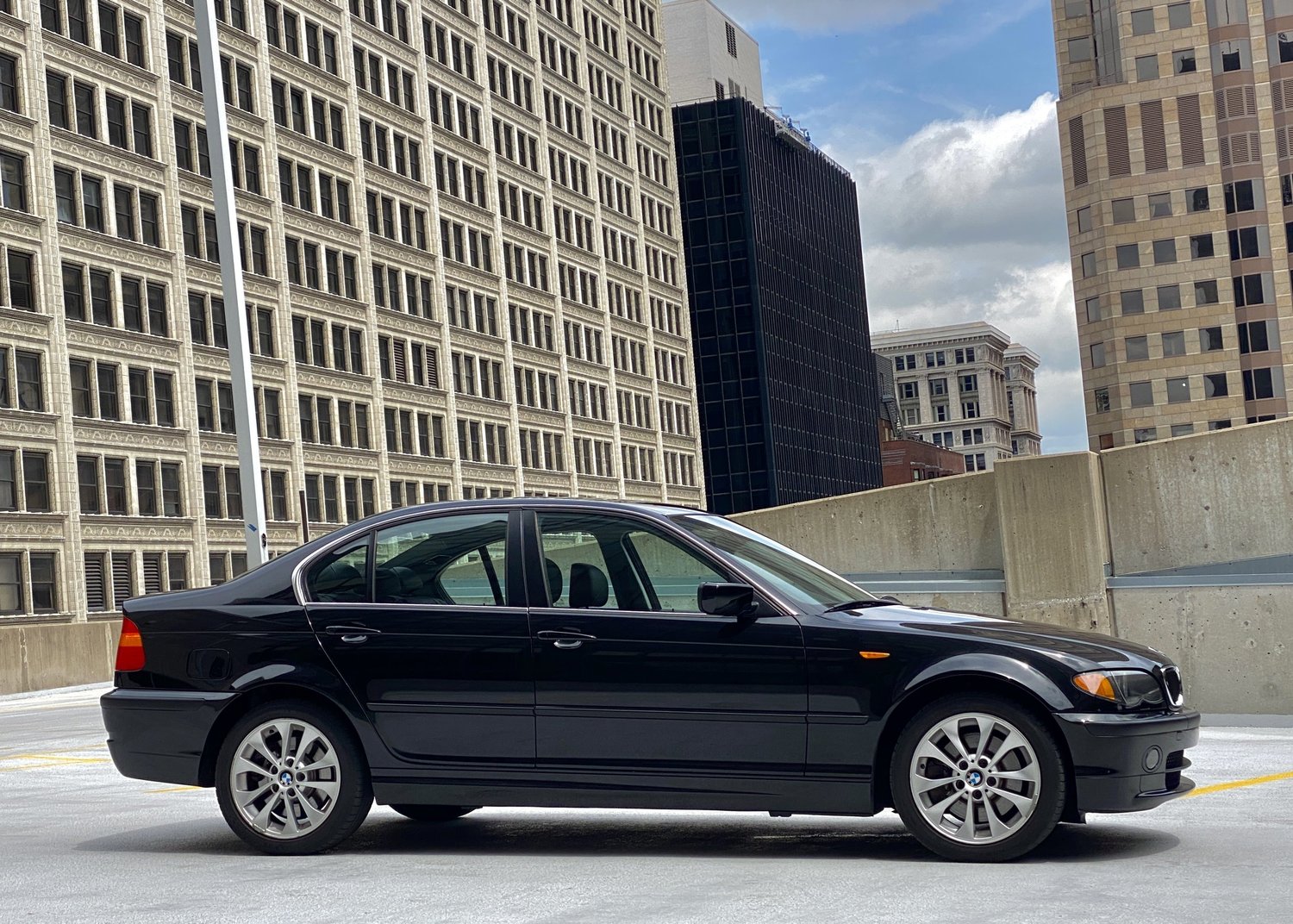 2005-bmw-330xi-sold-bimmers-r-us-curated