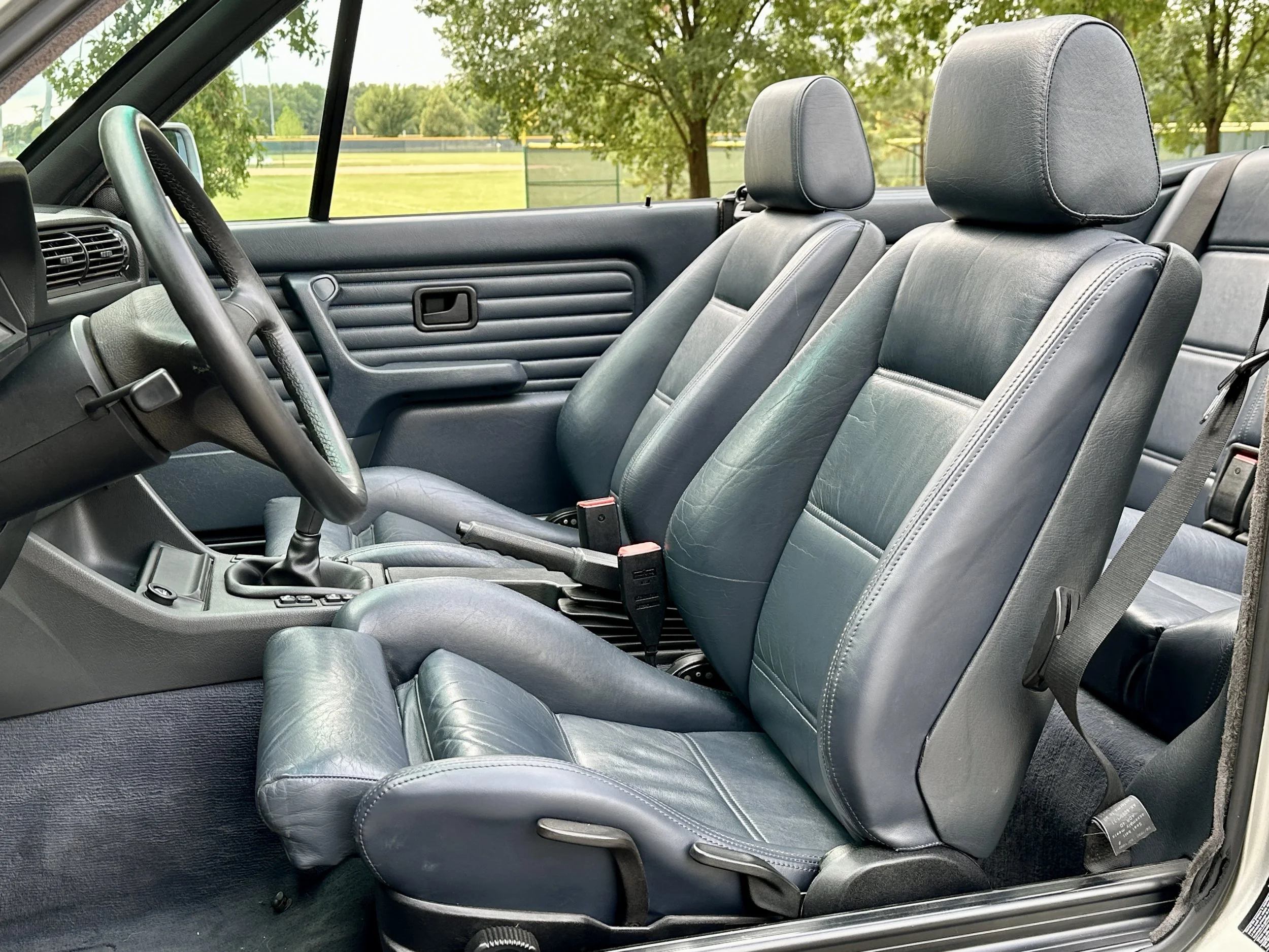 E30Cabrio15.jpg