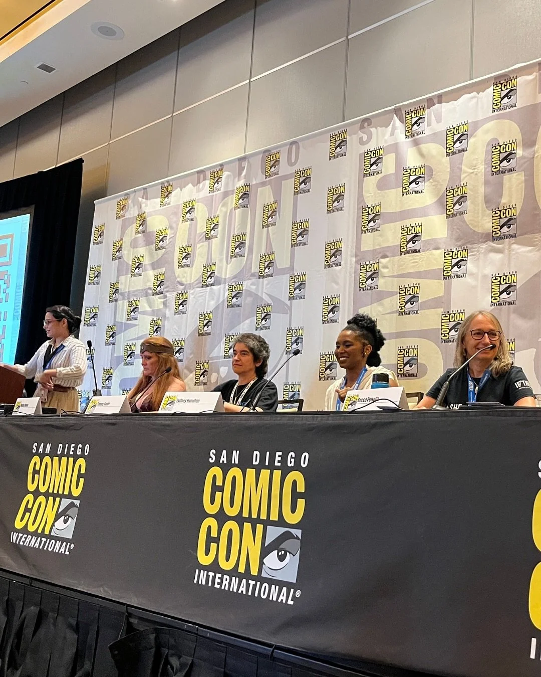 I had a great time on the Science Behind Sci-Fi Disaster Movies panel; yes, we talked micro asteroid collisions, megaquakes, biological warfare&hellip; basically all the wild ways the world could end in a movie 🎬😂

We broke down what&rsquo;s likely