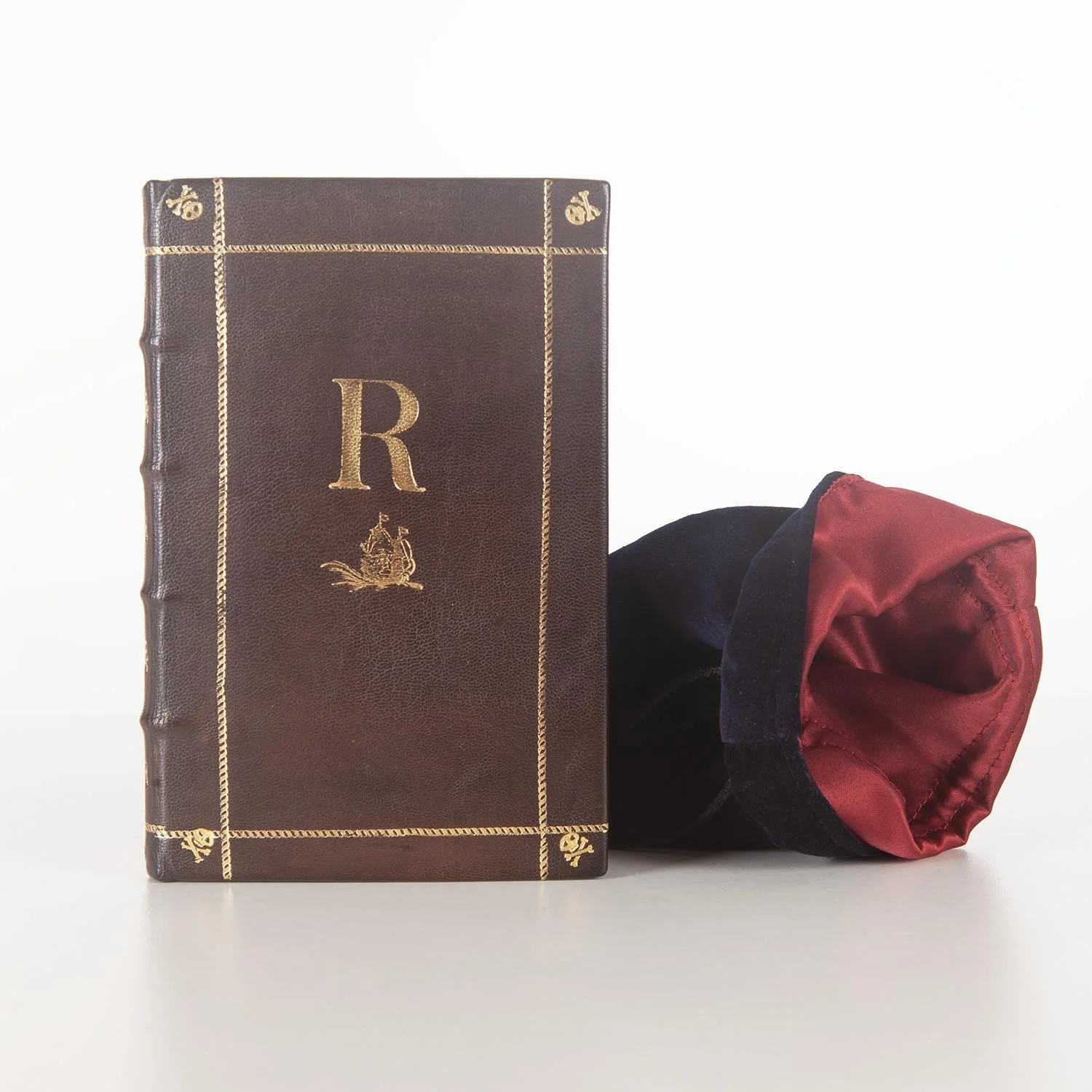 Pirate Book R _Hamnavoe Bookbinders 2026 _ 006_w.jpg