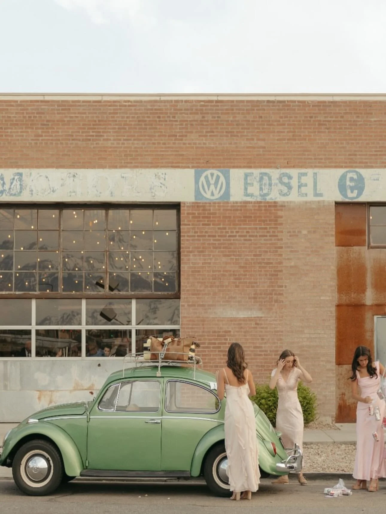 Stunning wedding day for Emma + Tommy 🫶🥰 Congrats you two 🎉