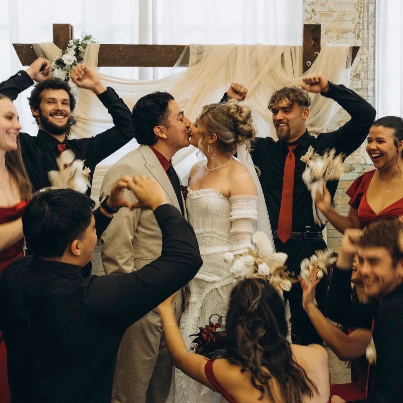 Wedding party appreciation post 🥰