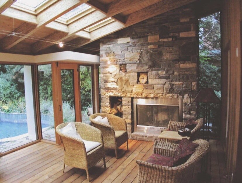 Throwback Thursday&hellip;here&rsquo;s one of my favourite poolside additions we built in Oakville On.