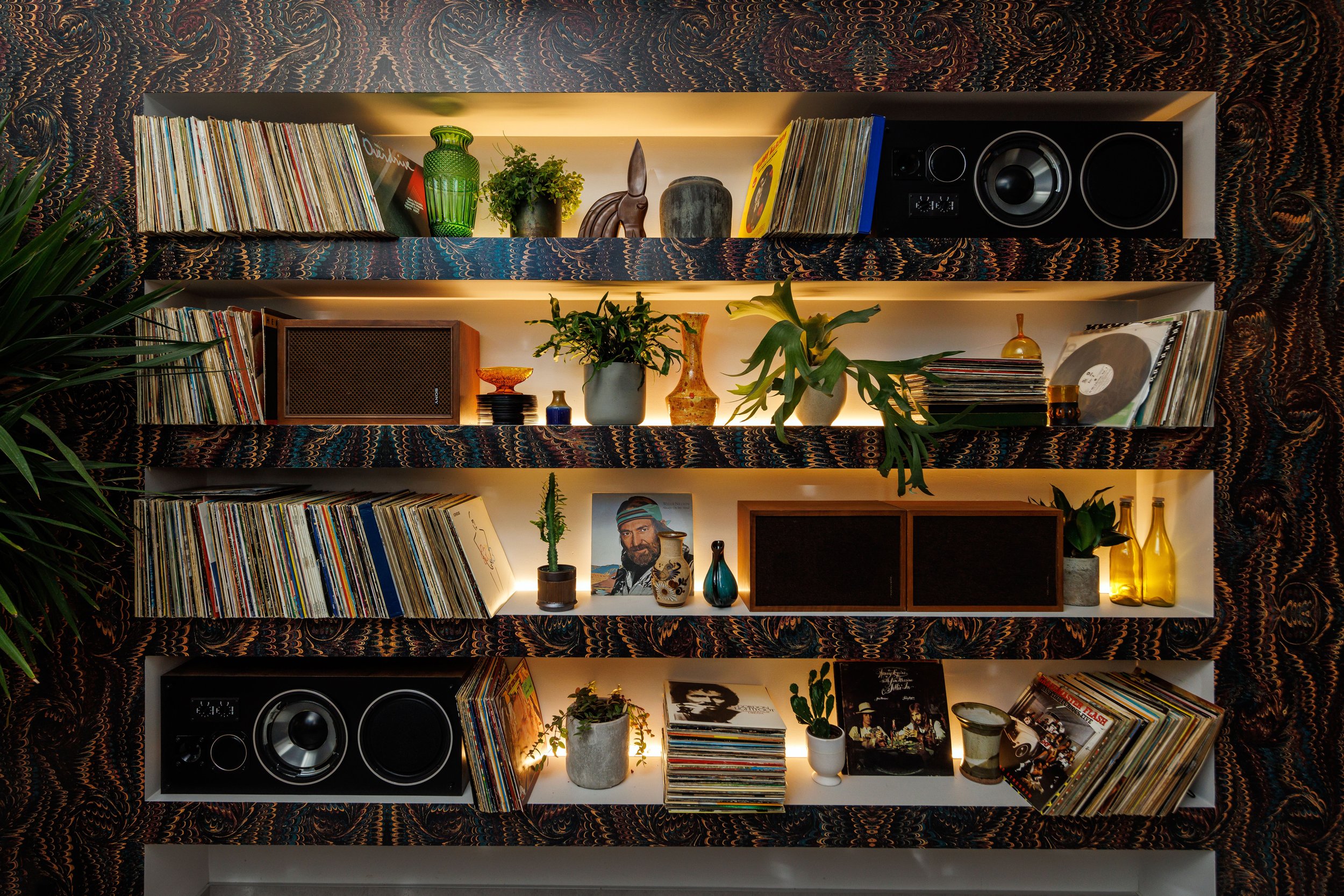 rabbit dining room nv21-6 copy.jpg