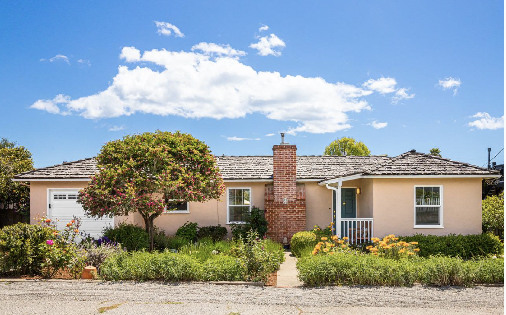 337 Hillcrest Dr. Aptos, CA 95003