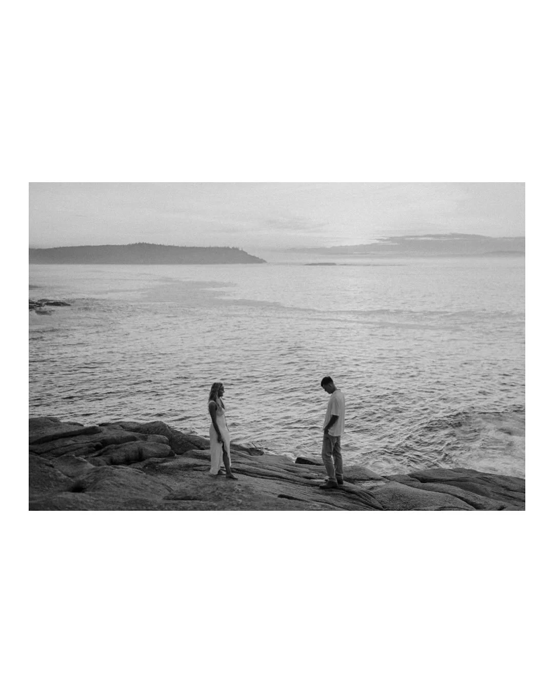 Serious about sunrise over here 💕
What I love most about photographing in Acadia is the opportunity to encapsulate & incorporate the landscape into my clients’ universe and really weave it into their story. Connection to nature and their