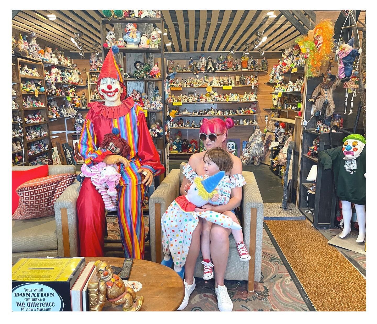 We love a good clown collection 🤡@theclownmotelusa #ruralnevadalife