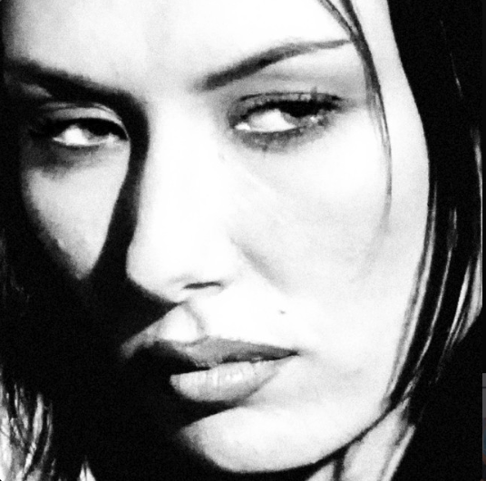 Nieve Ella - 'Drive' single - Mix Engineer under Alan Moulder