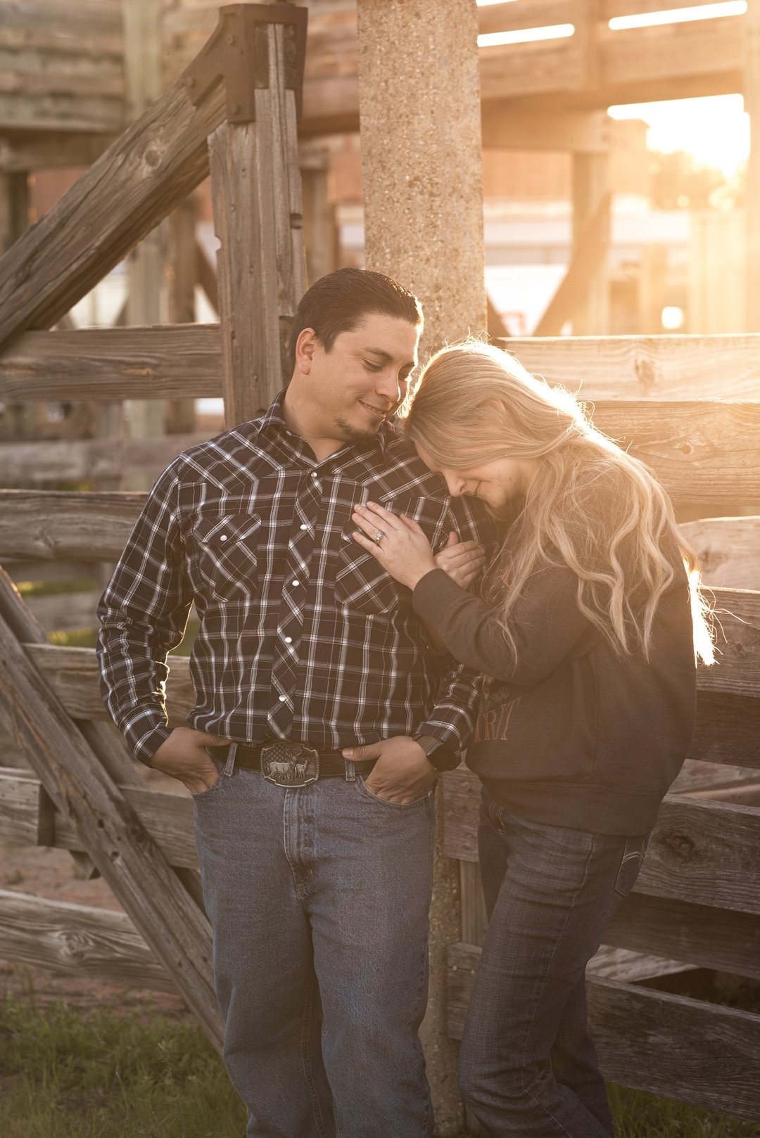 Engagement session at the Stockyards is just the most beautiful thing! 

#familyminisessiondfw #familyminisessiondallas #dallasfamilyminisession #dfwfamilyphotographer #dallasfamilyphotographer #dallasphotographer #dallasphotography  #dfwfamilyphotog