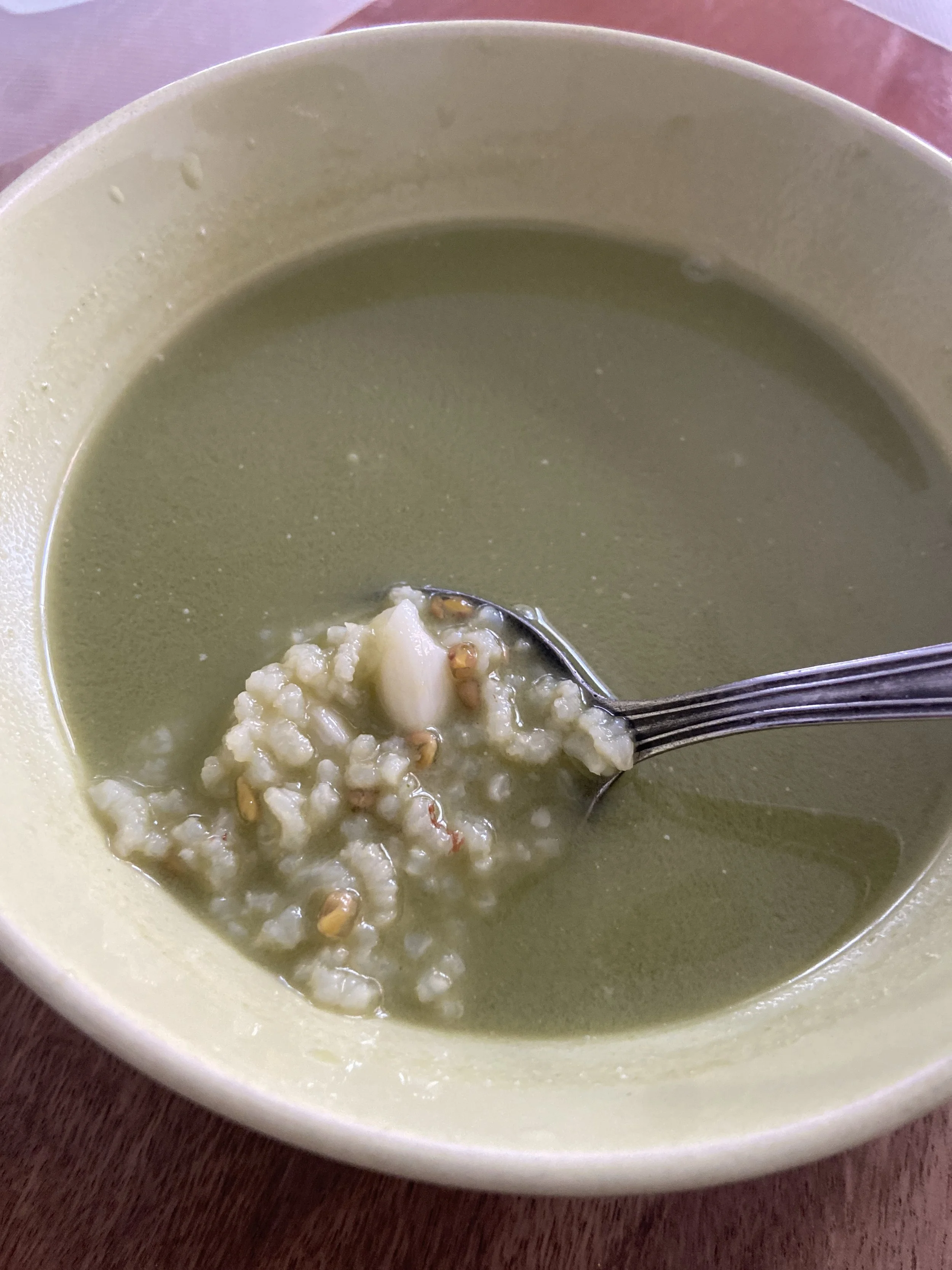 Gotukola with fenugreek &amp; garlic in a savoury coconut milk porridge