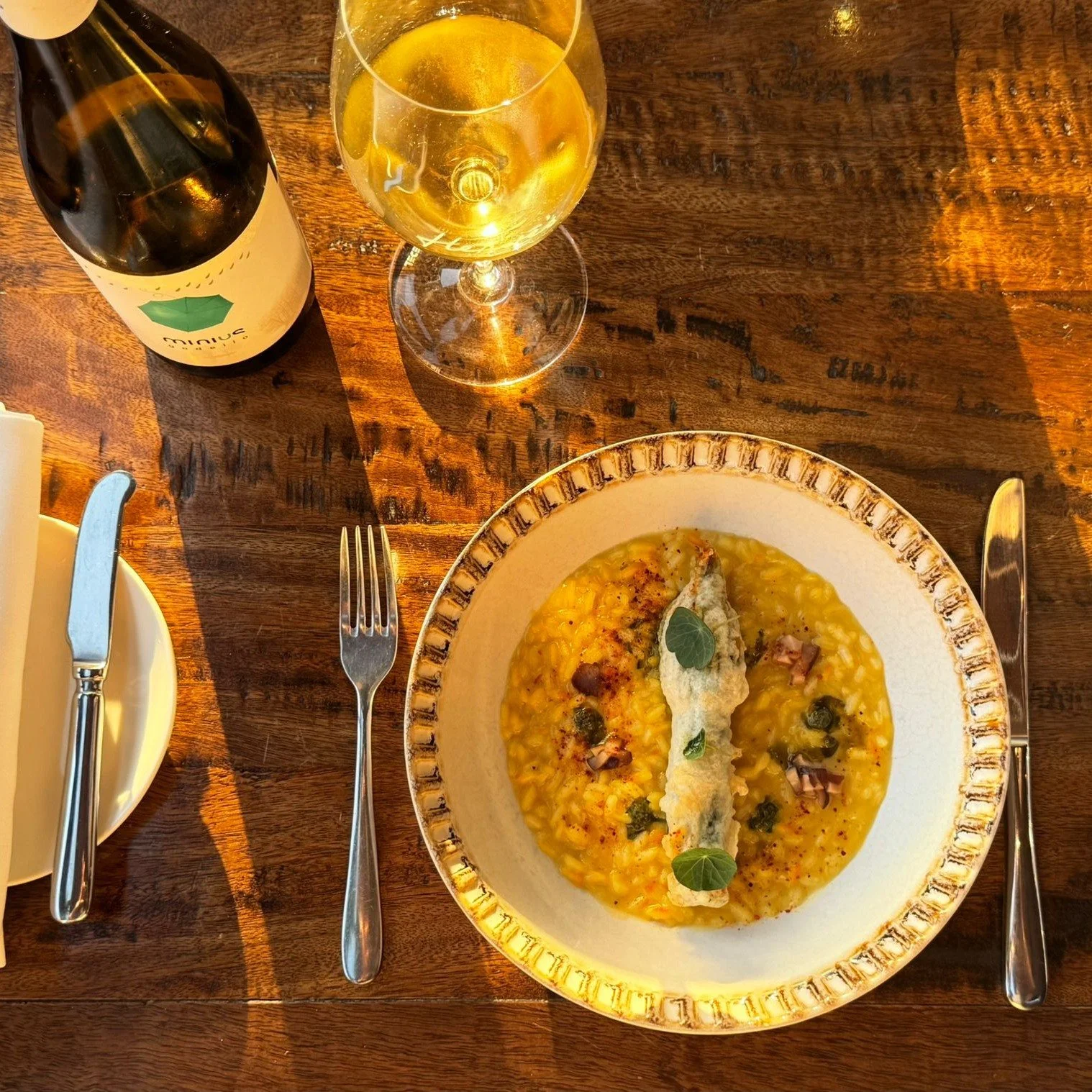 ✨ The Tasting Menu Experience ✨

One of our most loved dining experiences at Herv&eacute;&rsquo;s is our 6-course Tasting Menu -  a beautiful journey through all our favourite dishes.

Designed for two or more guests, it&rsquo;s the perfect way to ex