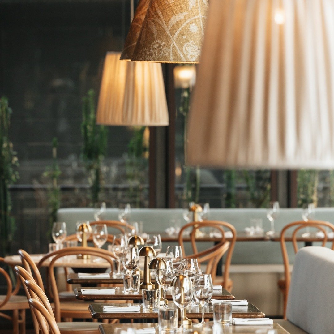 Plans for lunch?

We&rsquo;re open from midday.

Choose from our &agrave; la carte menu or join us for our new Prix Fixe Land or Sea -
two courses (entr&eacute;e and main) for $75.

Settle in, take your time, and let the afternoon unfold.

No rush. B