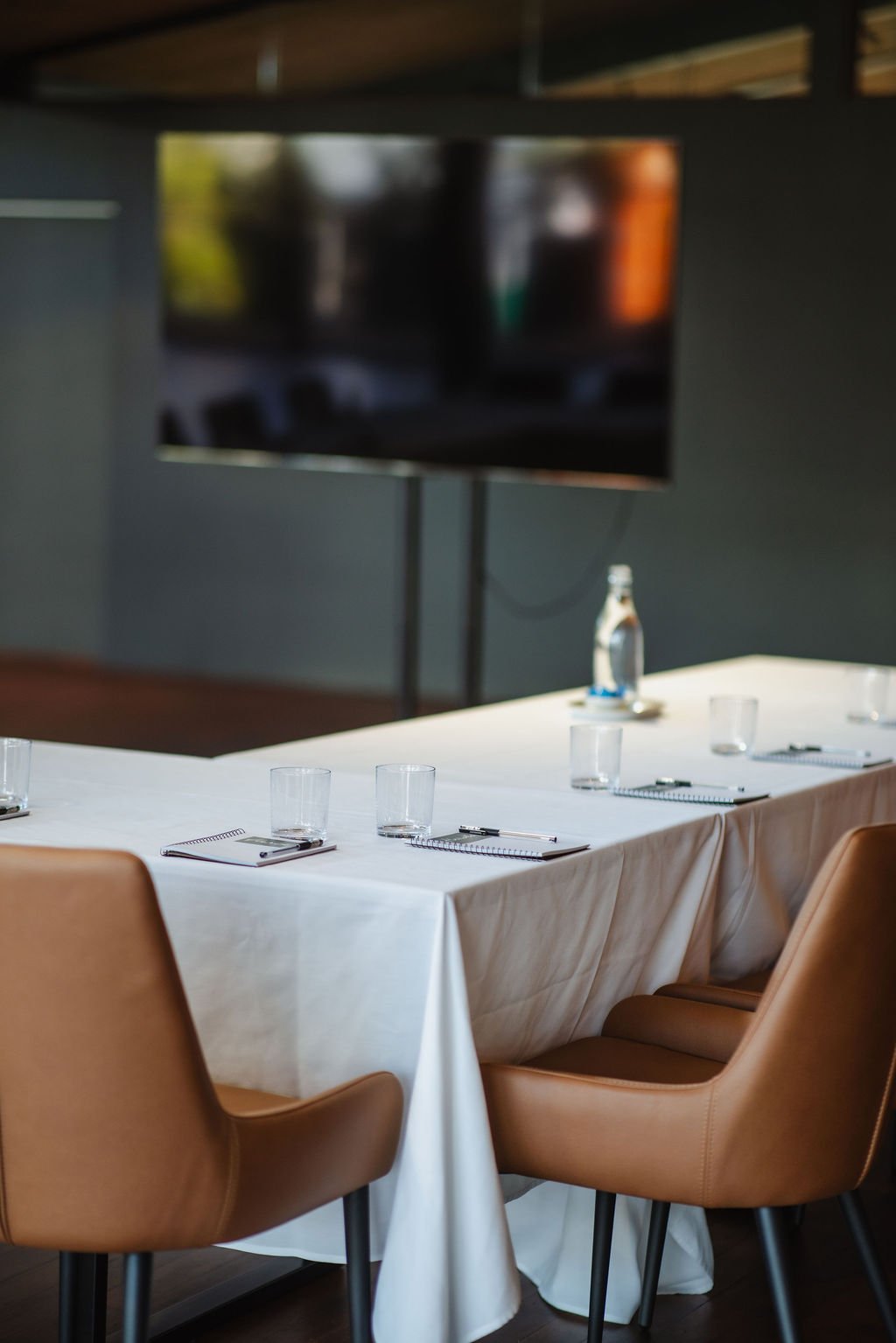 Day delegate packages available with a French twist, centrally located in Albion.