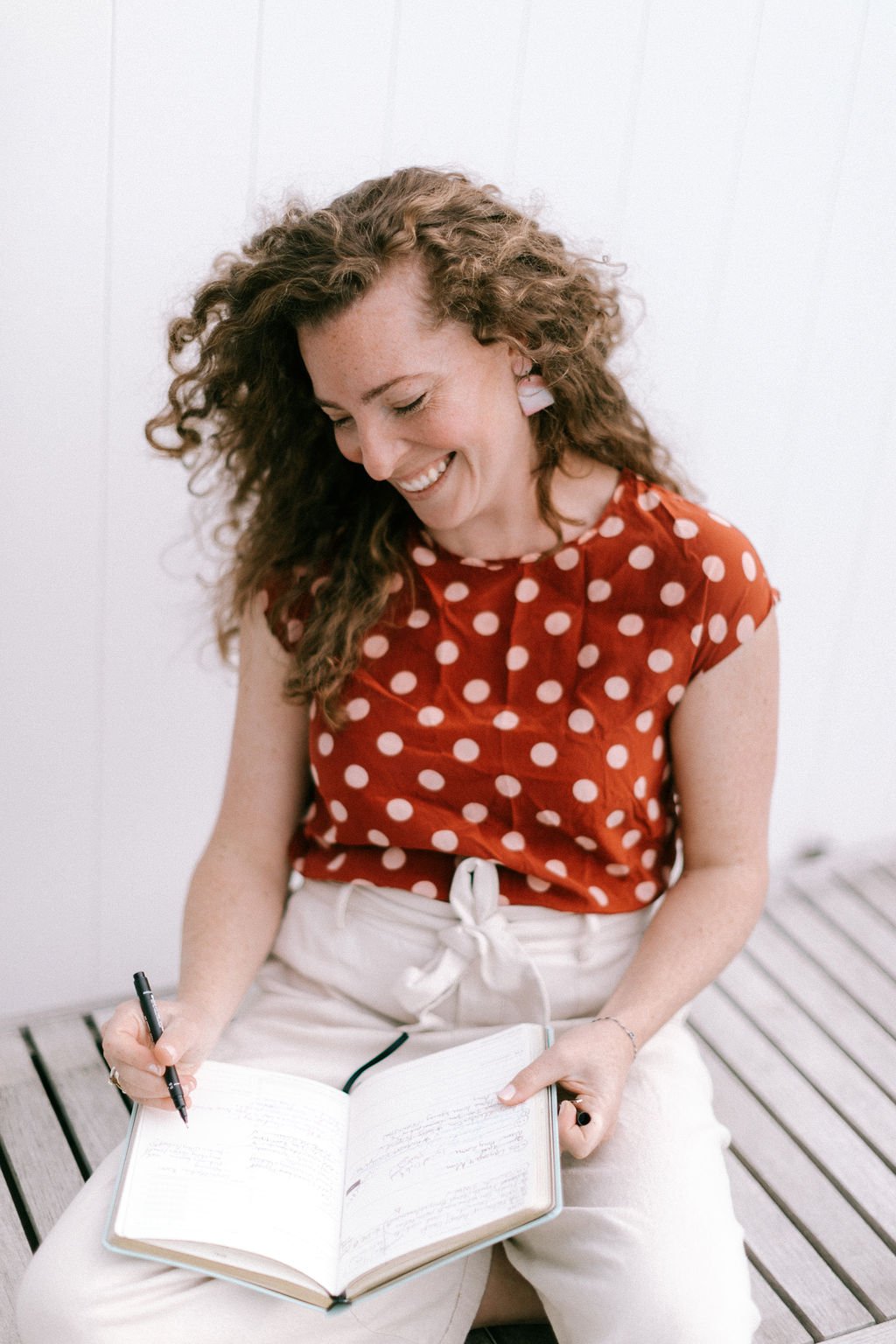 Photoshoot location pool mornington peninsula brand shoot