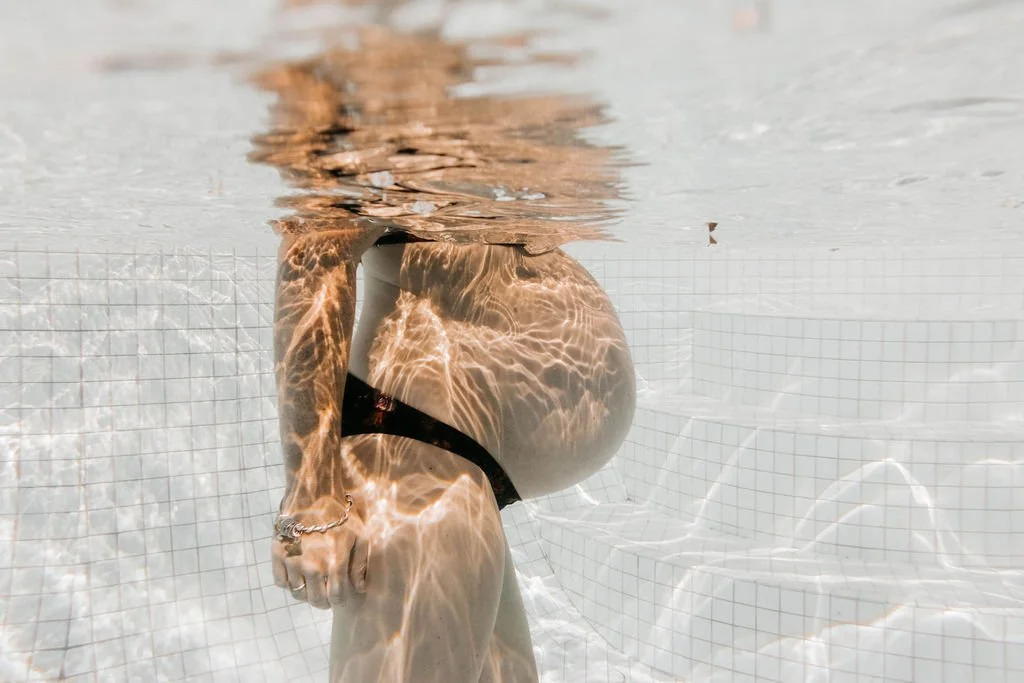 Maternity photoshoot underwater Mornington Peninsula Pool Location