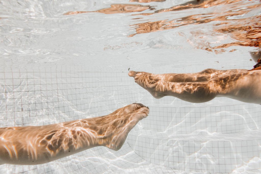 Maternity photoshoot underwater Mornington Peninsula Pool Location